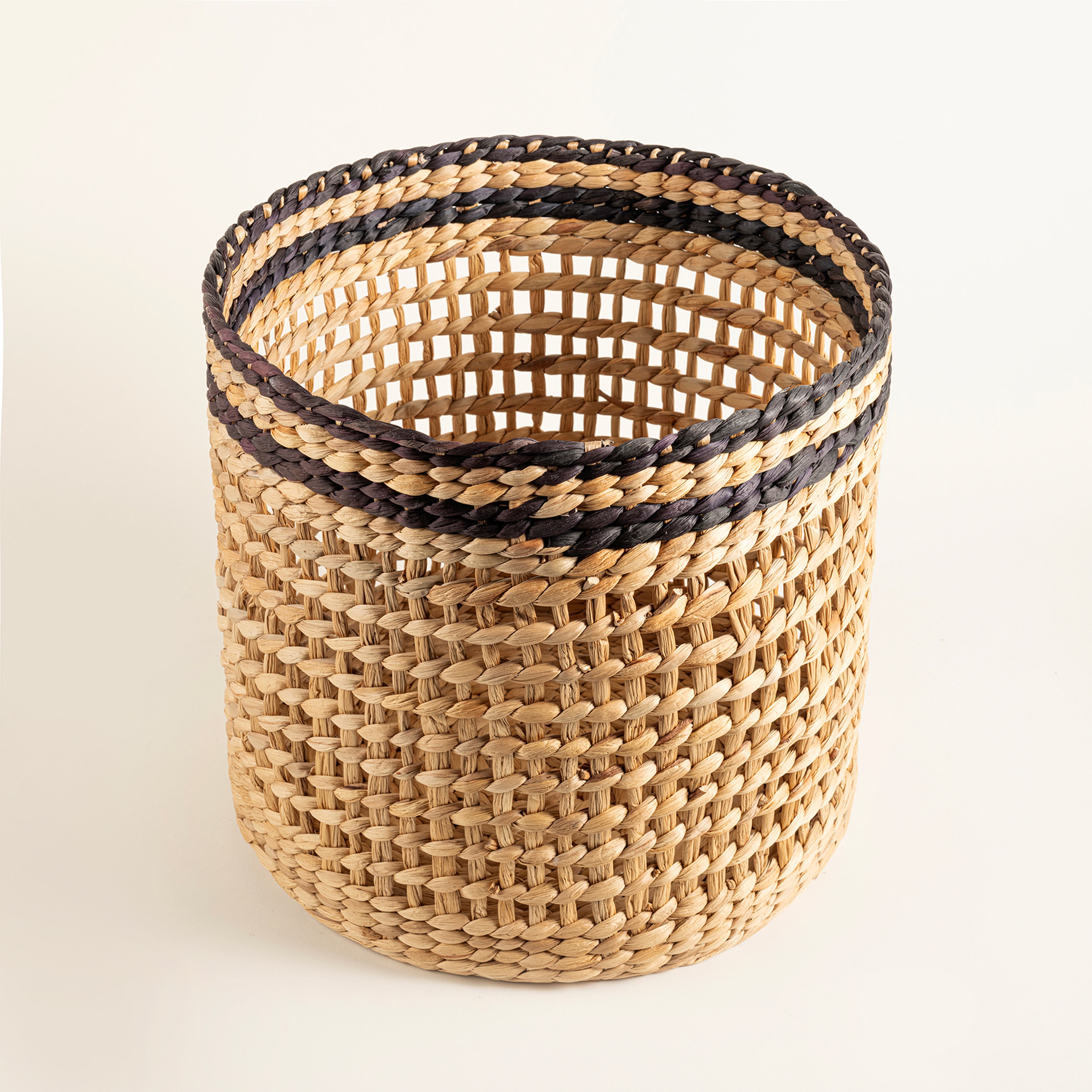 Polı Su Sümbülü Sepet 35x35x28 Cm Natural - Sıyah