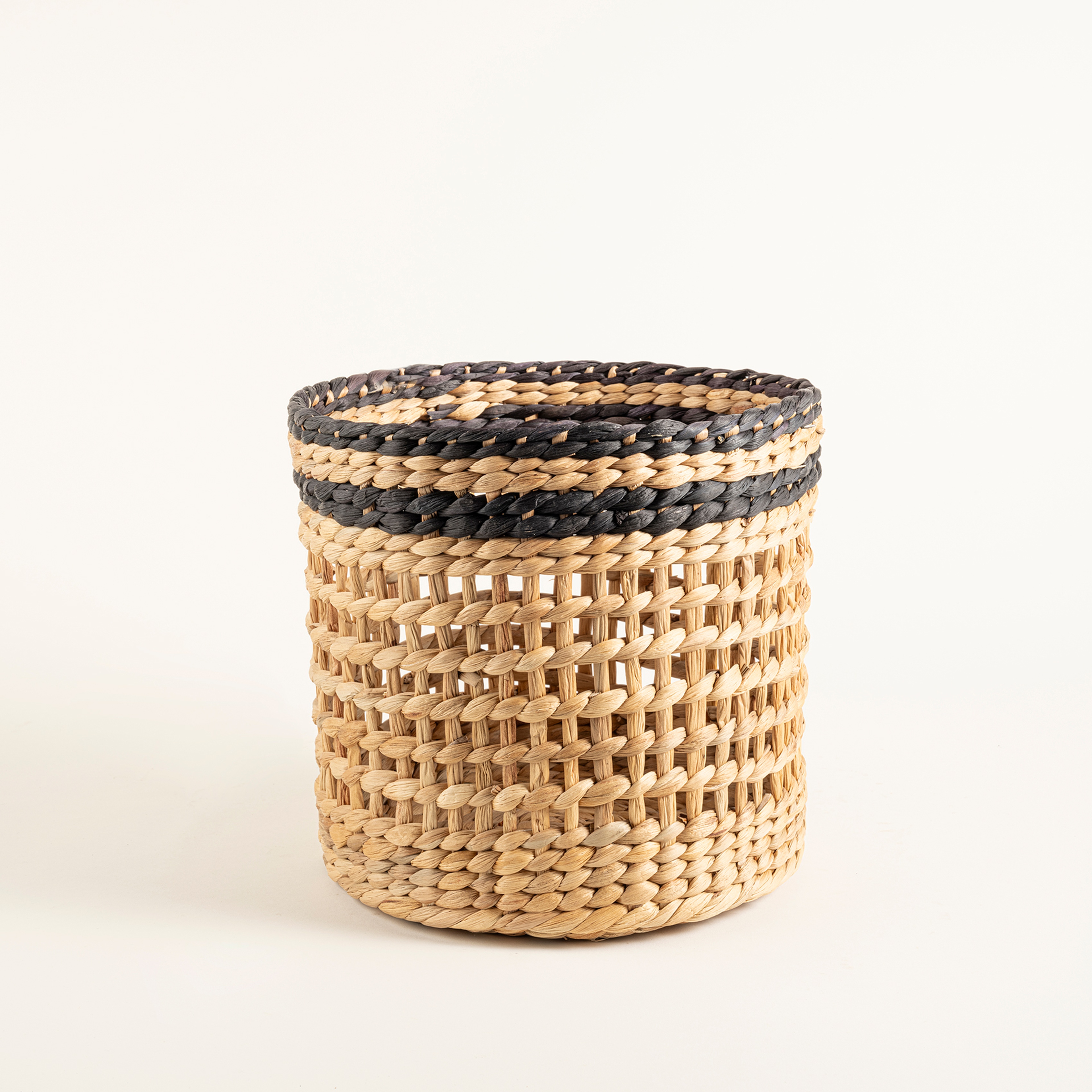 Polı Su Sümbülü Sepet 30x30x26 Cm Natural - Sıyah