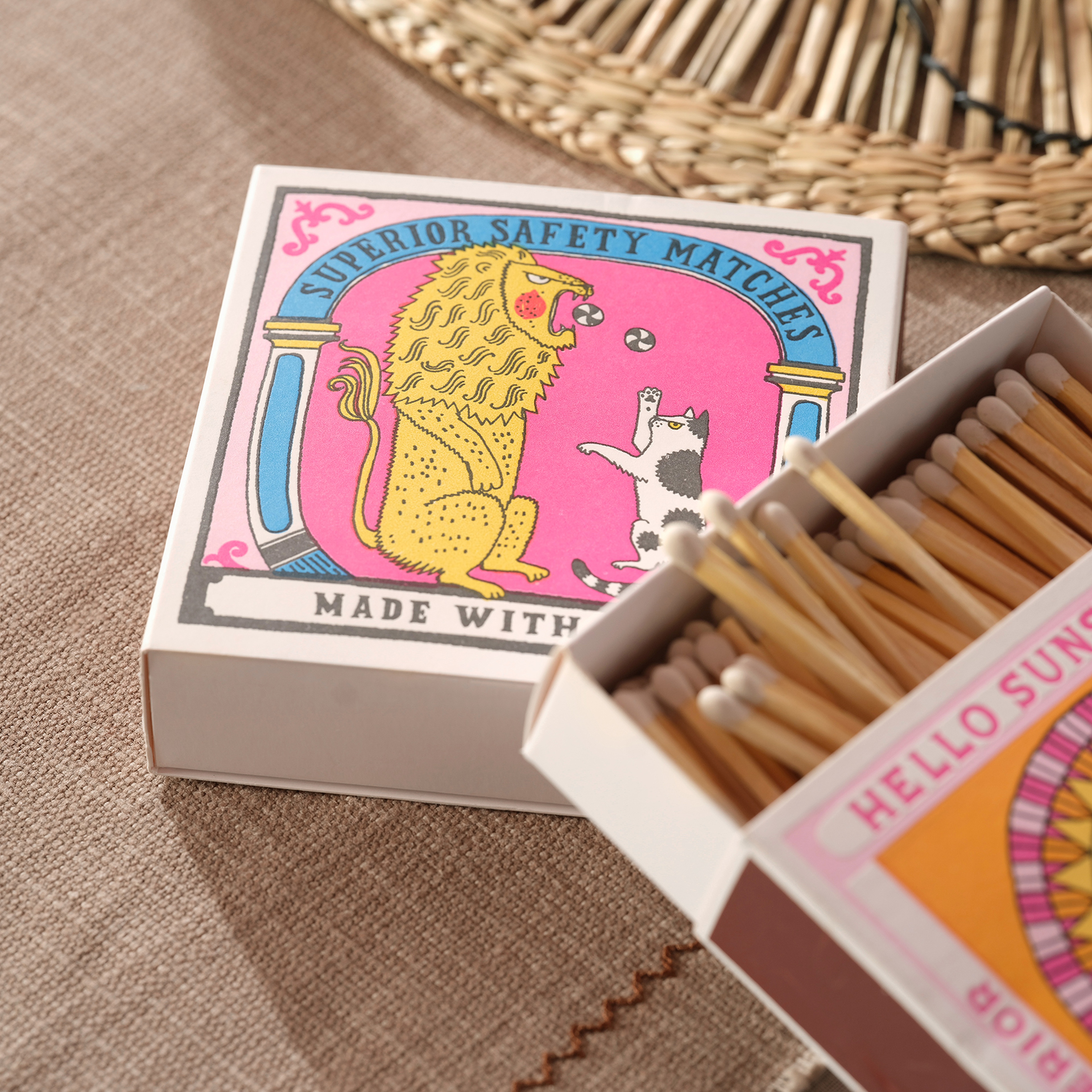 Bıg Cat Lıttle Cat Ahşap Kibrit Hediyelik Eşya 11x11x3 Cm Renkli