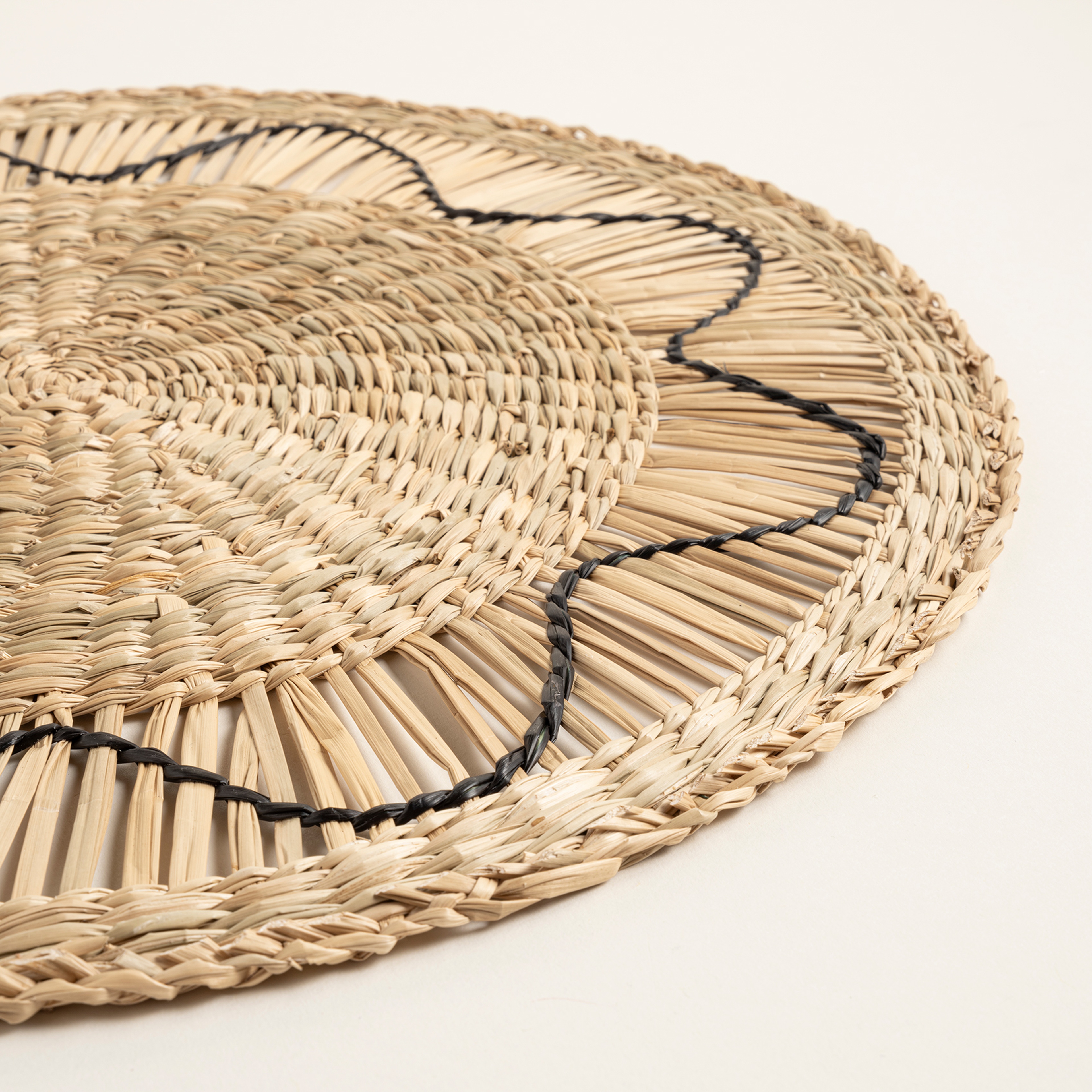 Tam Dao Deniz Çayırı Amerikan Servis 38x38x0.3 Cm Natural - Sıyah