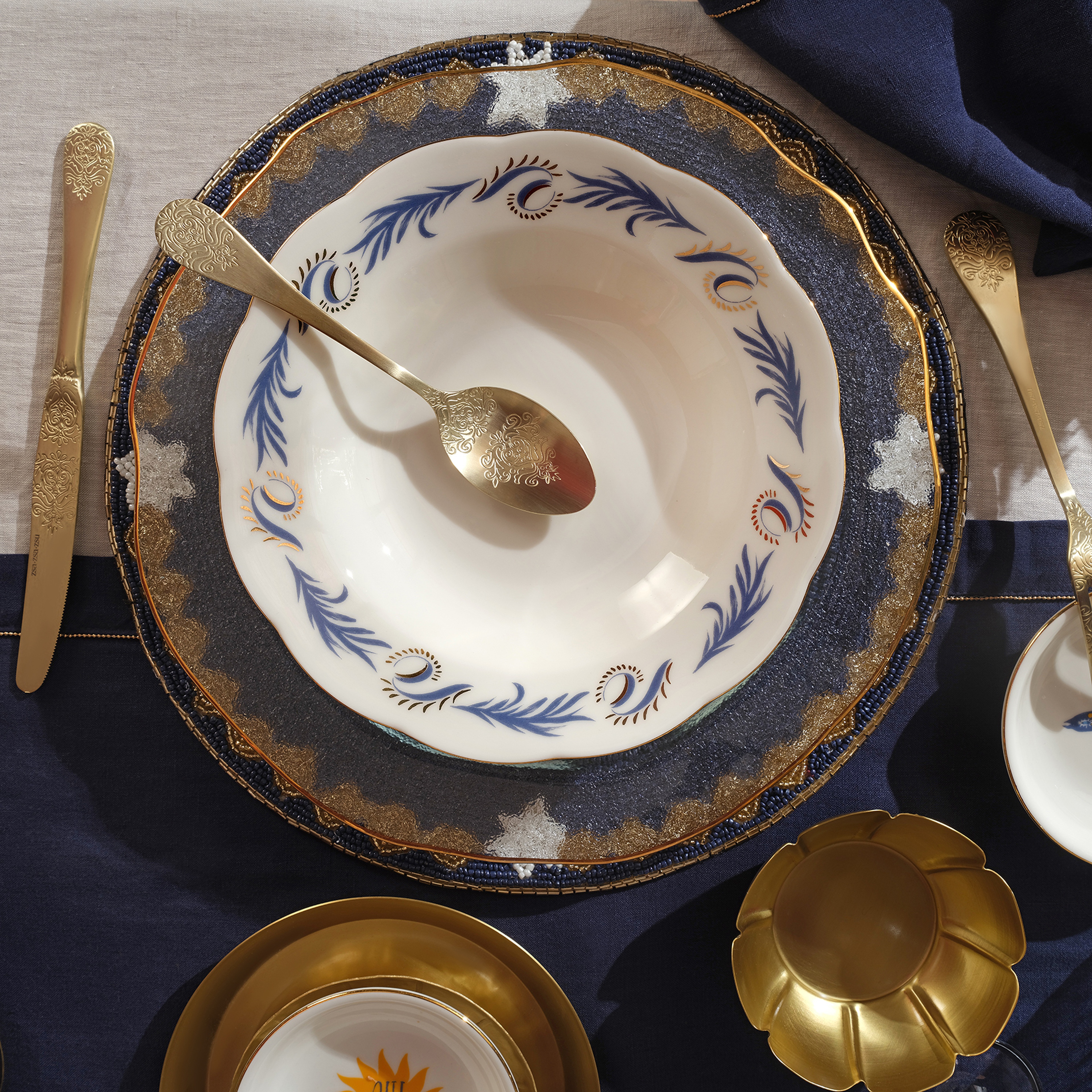 Emet Porselen Çukur Tabak 23x23x4.5 Cm Lacivert