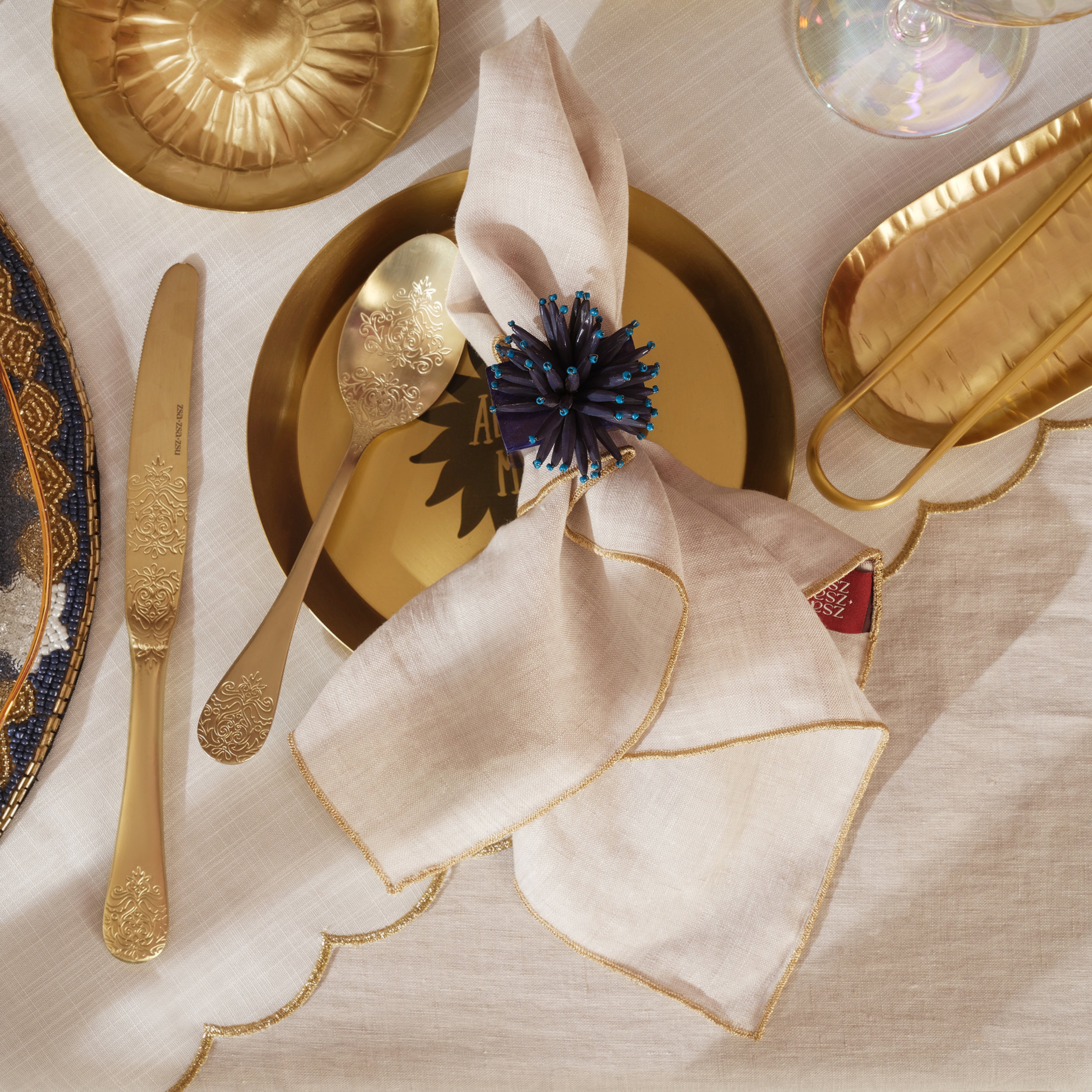 Nilüfer Overloklu Keten %100 Keten Peçete 40x40 Cm Bej