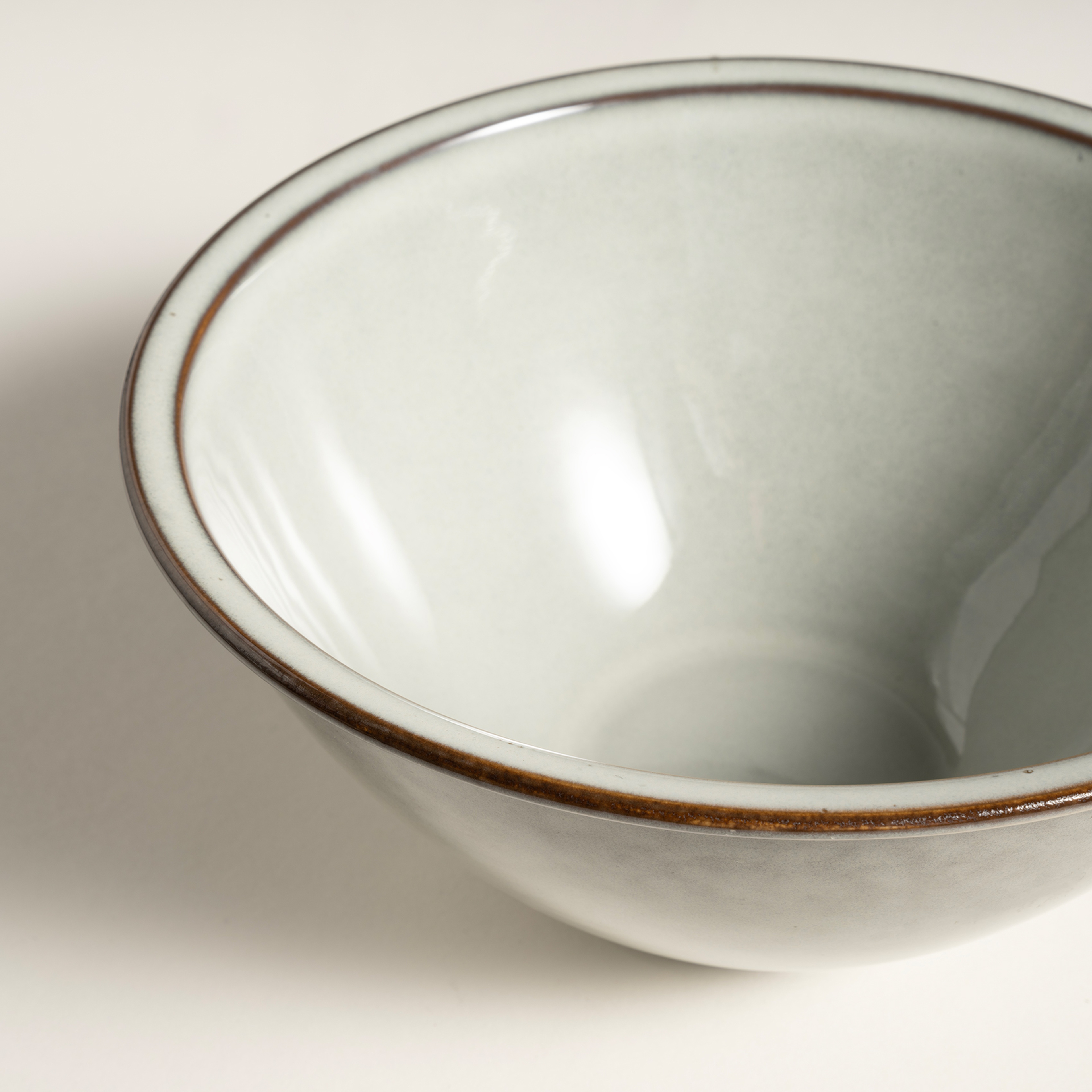 Lılıng Stoneware Çukur Tabak 19 Cm Bej