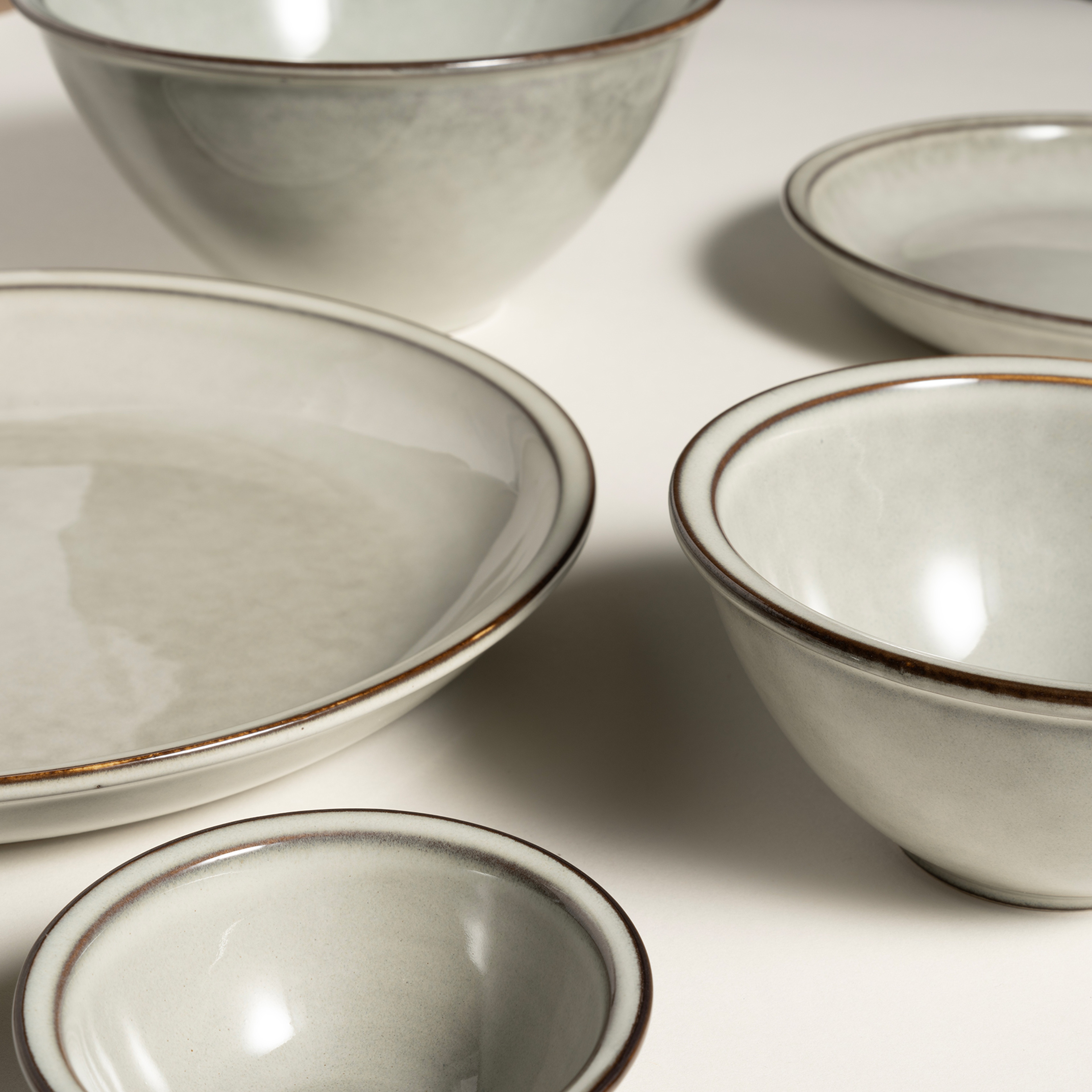 Lılıng Stoneware Pasta Tabağı 20 Cm Bej