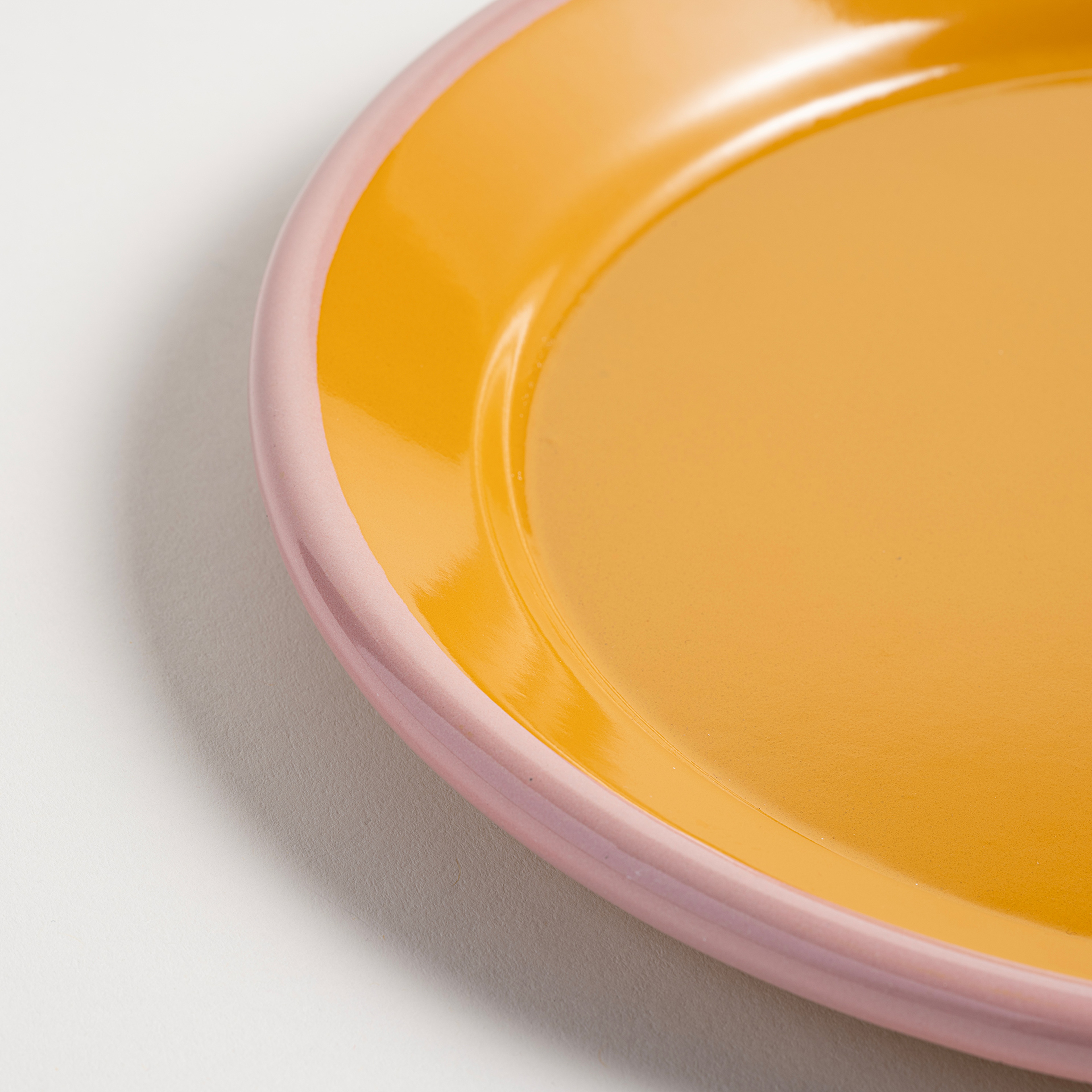 Frigya Emaye Tabak 25 Cm Altın Sarısı