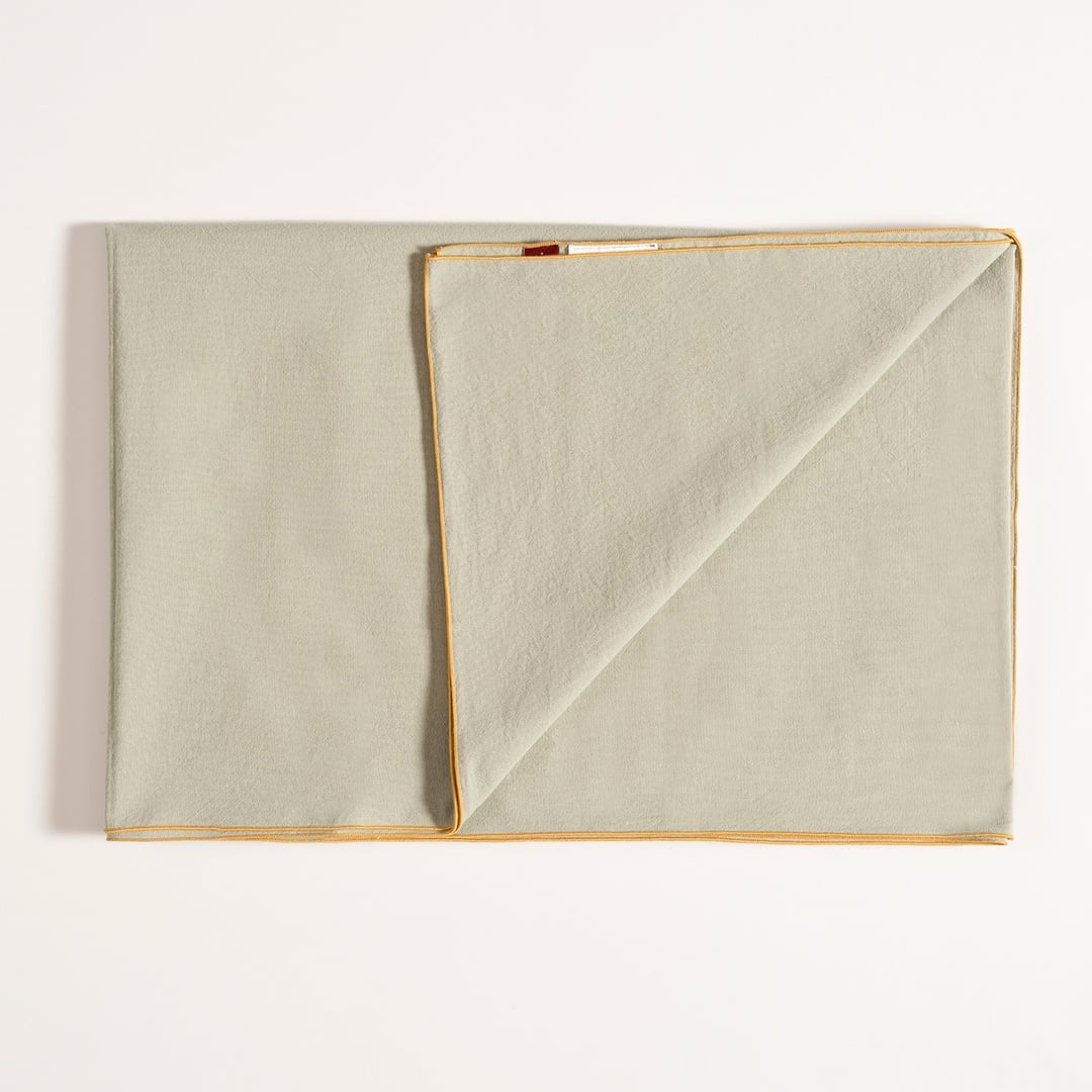 Solıd Overloklu Pamuk %100 Pamuk Masa Örtüsü 160x320 Cm Yeşil