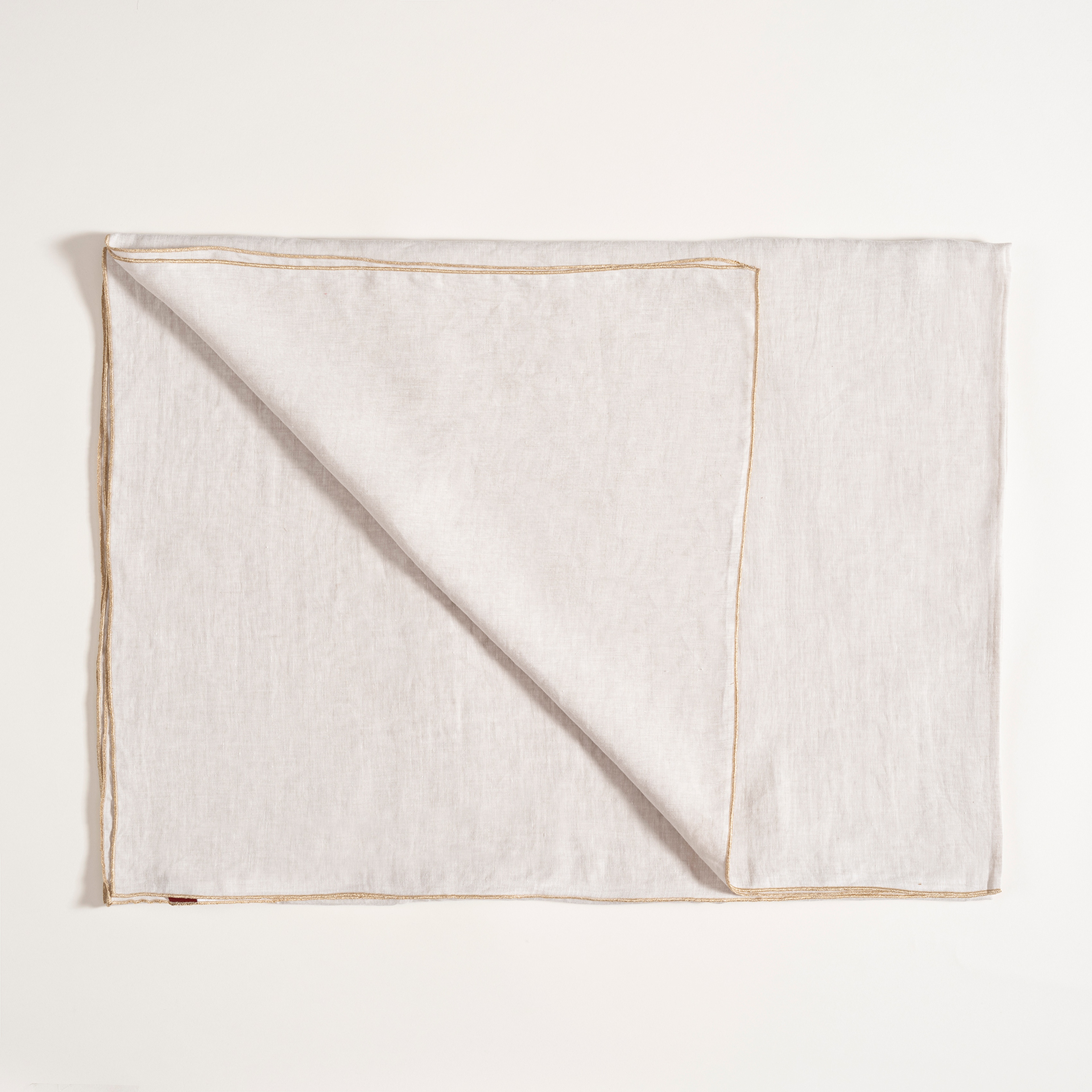 Nilüfer Overloklu Keten %100 Keten Masa Örtüsü 150x220 Cm Bej