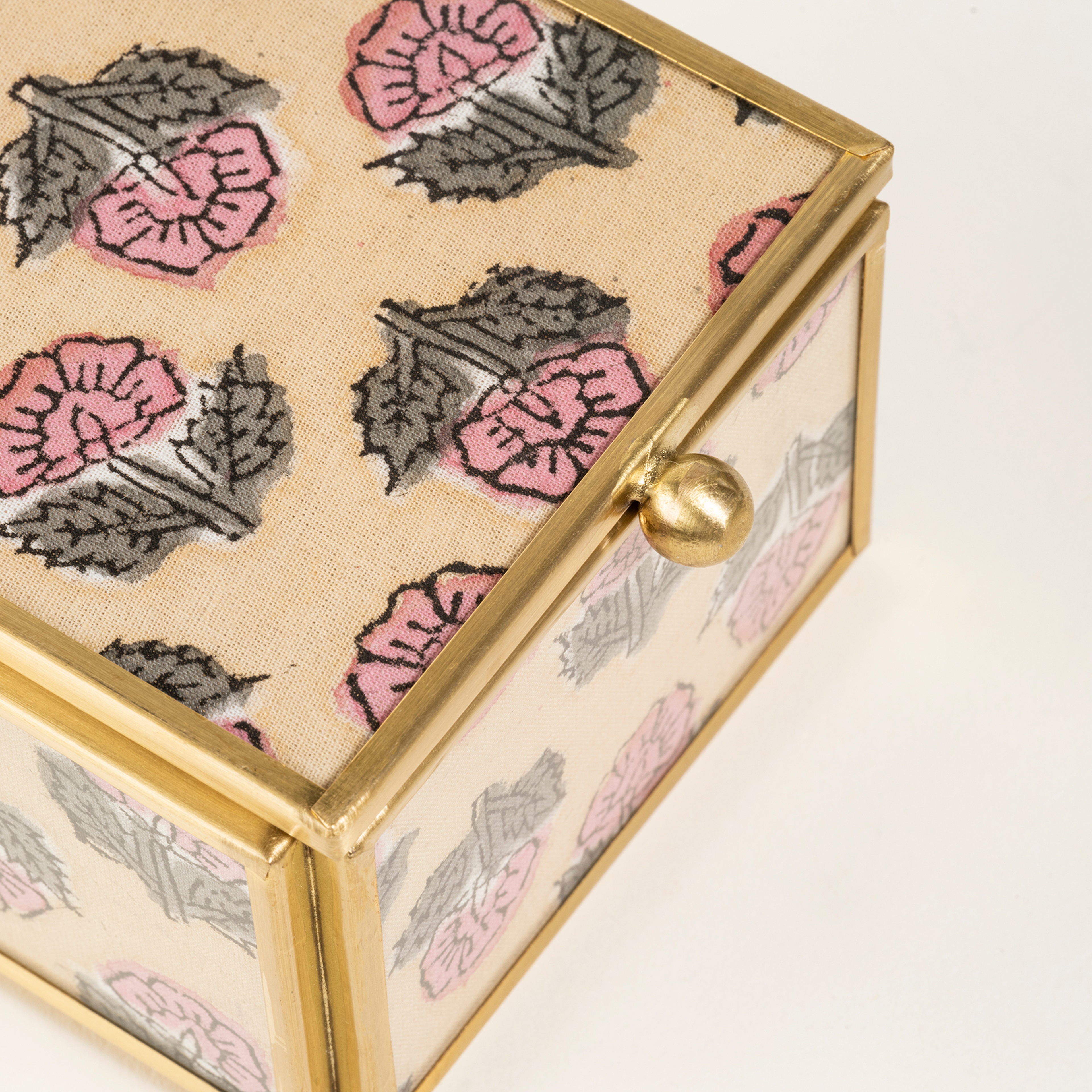 Fagu Cam Dekoratif Kutu 8x8x6 Cm Pembe - Yeşil