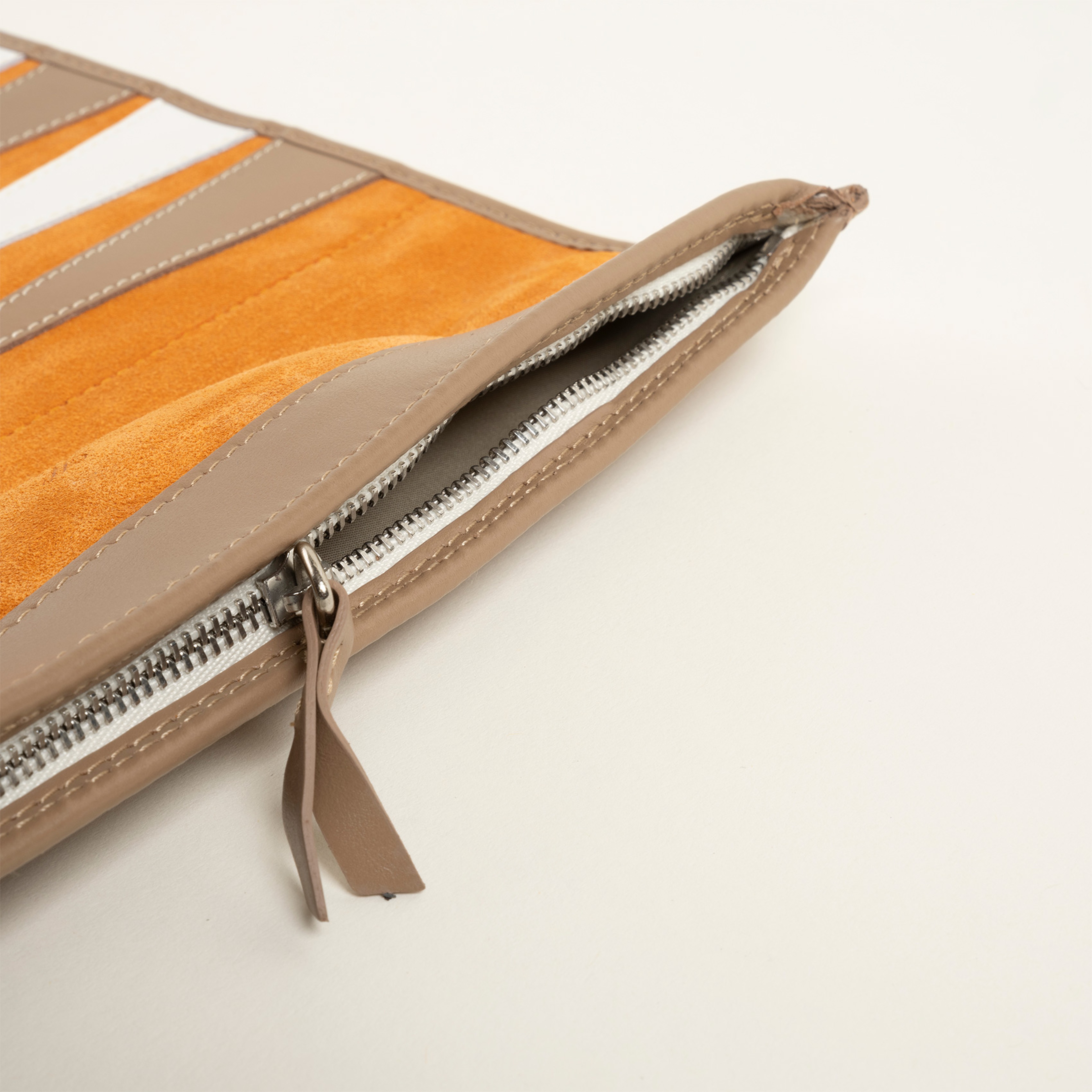 Hector Saxe Cognac Leather Tavla Hediyelik Eşya 44x30 Cm Turuncu