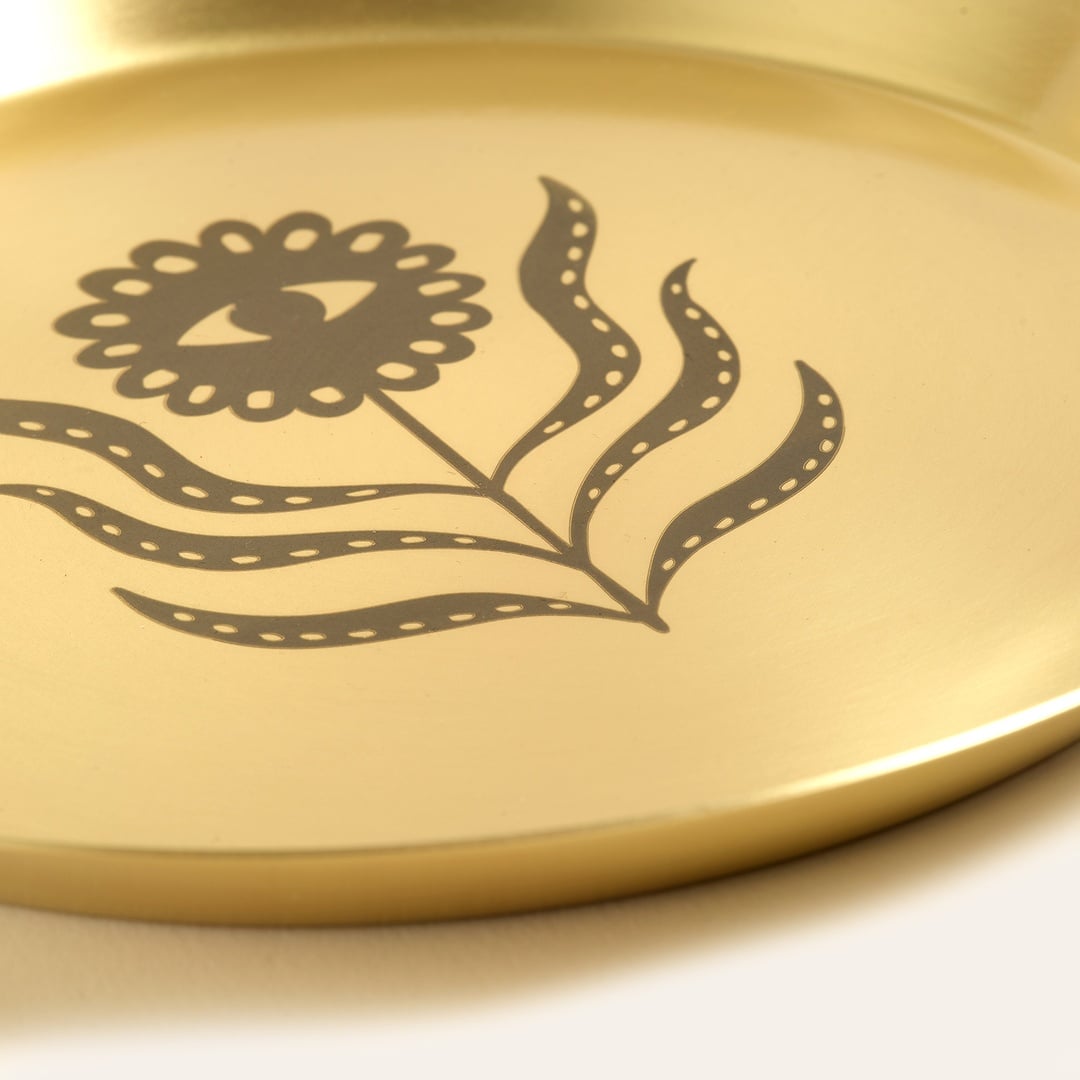 Emirgan Pirinç Tabak 18x18x2 Cm Mat Altın
