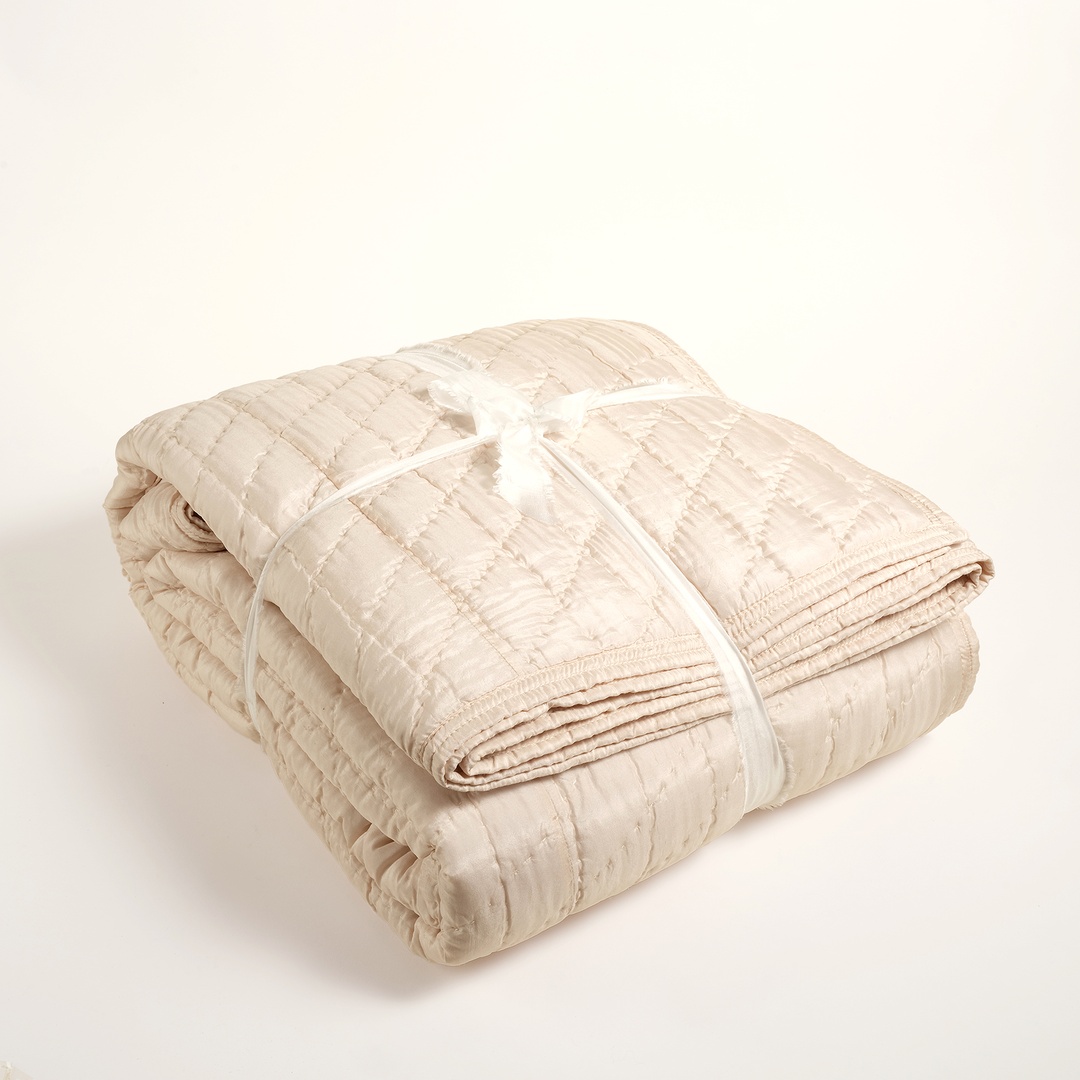 Okhla Çift Kişilik İpek Yatak Örtüsü Seti 240x260 Cm Natural