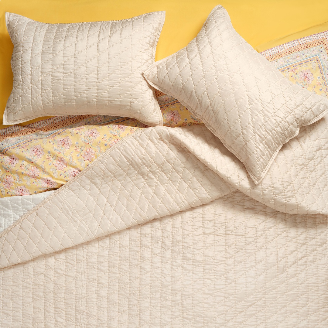 Okhla Çift Kişilik İpek Yatak Örtüsü Seti 240x260 Cm Natural