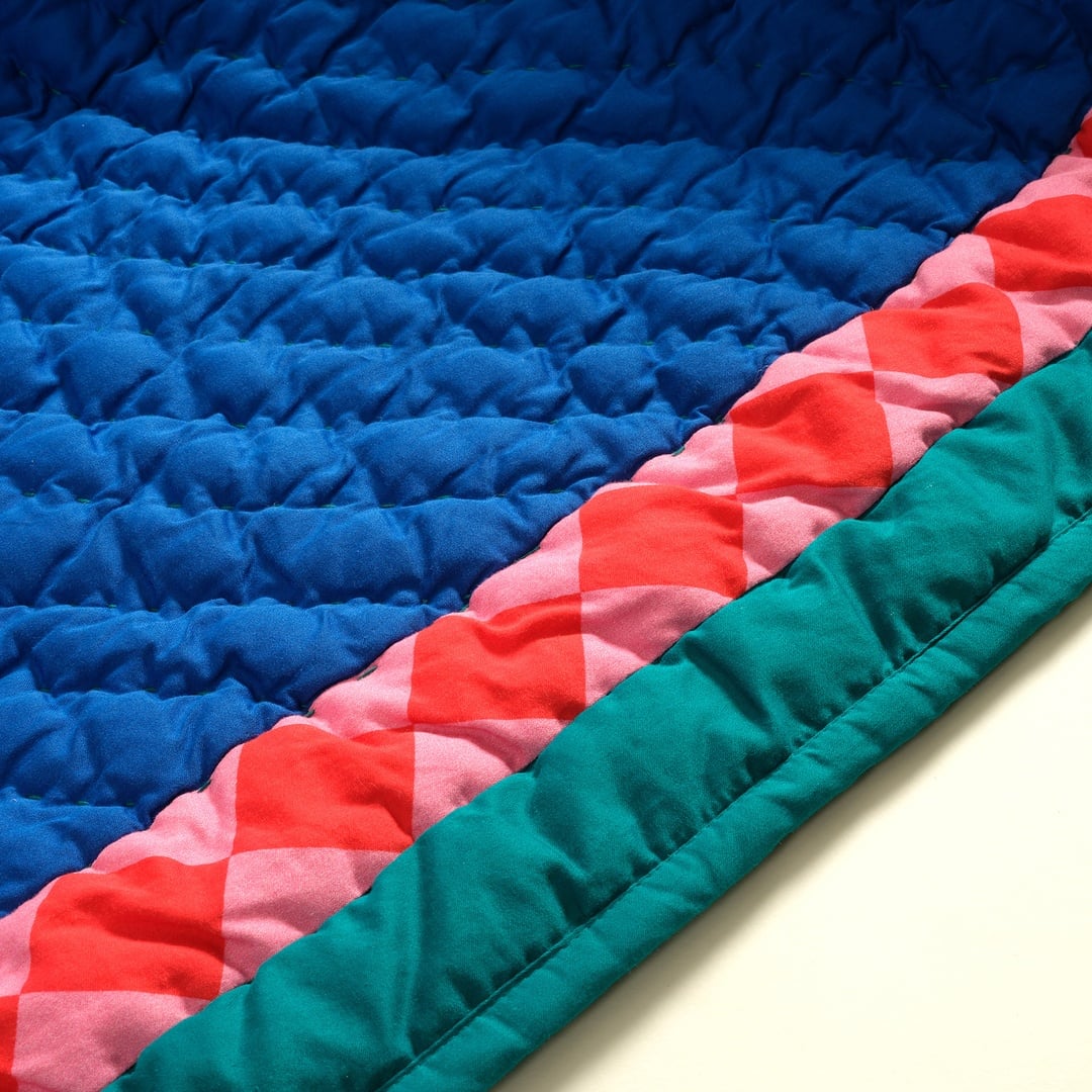 Uttar Kapitoneli 300 Tc Çift Kişilik Pamuk Saten Yatak Örtüsü Seti 240x260 Cm Koyu Mavi