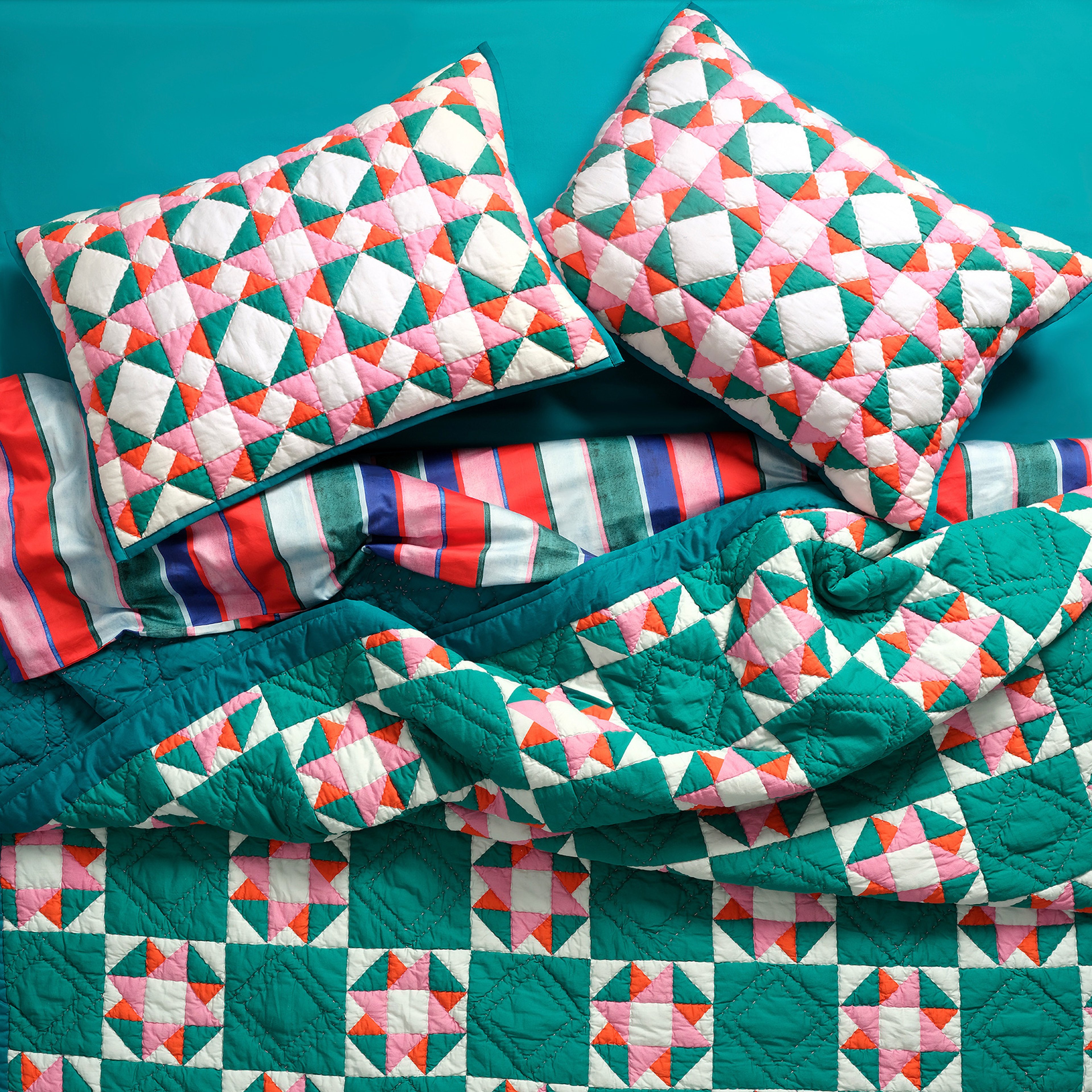 Uttar Kapitoneli 300 Tc Çift Kişilik Pamuk Saten Yatak Örtüsü Seti 240x260 Cm Yeşil