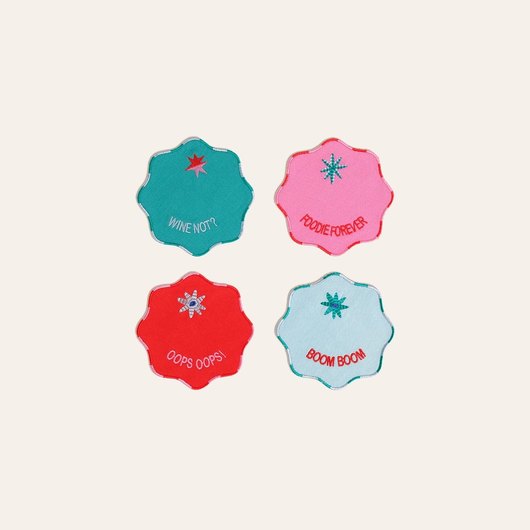 Nilüfer Dijital Baskılı Nakışlı 4'lü Pamuk Bardak Altlığı 13 Cm Renkli