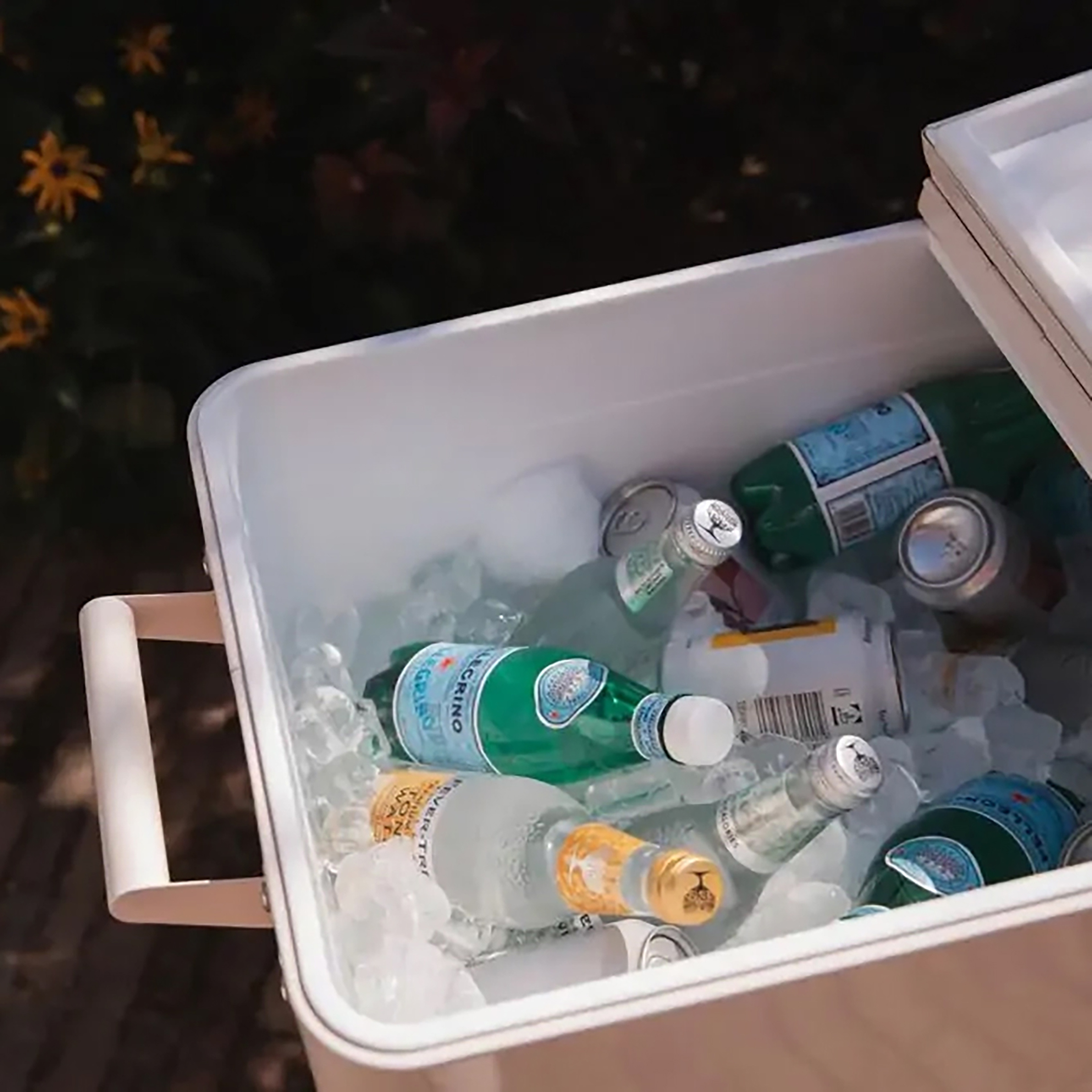 Lısse Polı̇propı̇len Plastı̇k Soğutma Kutusu 48x86x92 Cm Krem