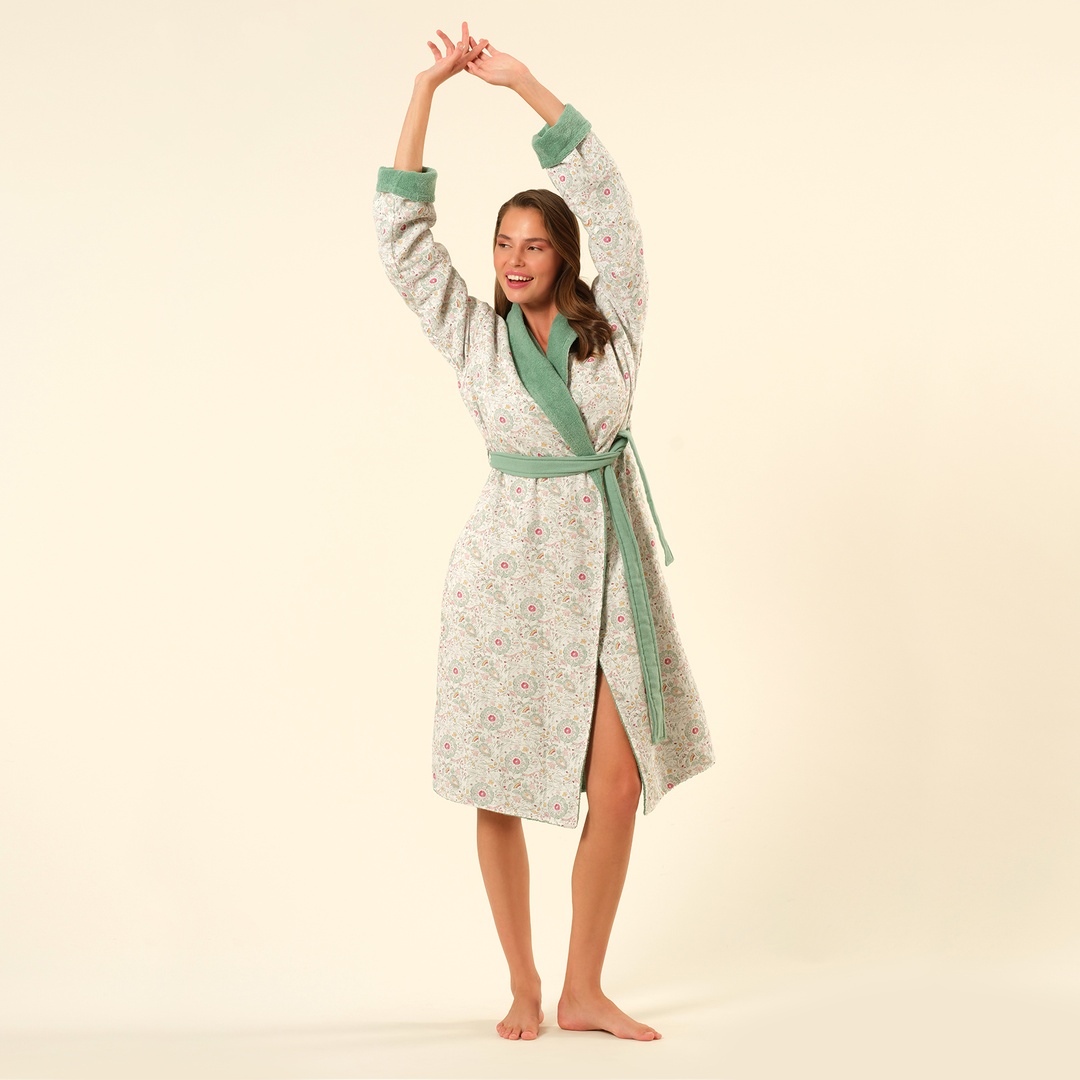 Tabea Yeşil Bornoz