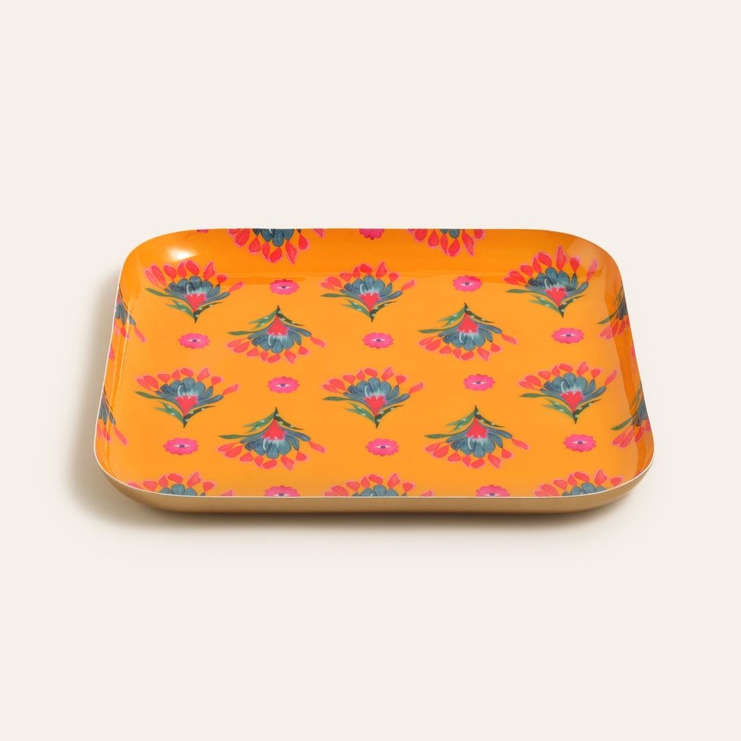 Nanpur Metal Dekoratif Tepsi 26x26x2 Cm Sarı