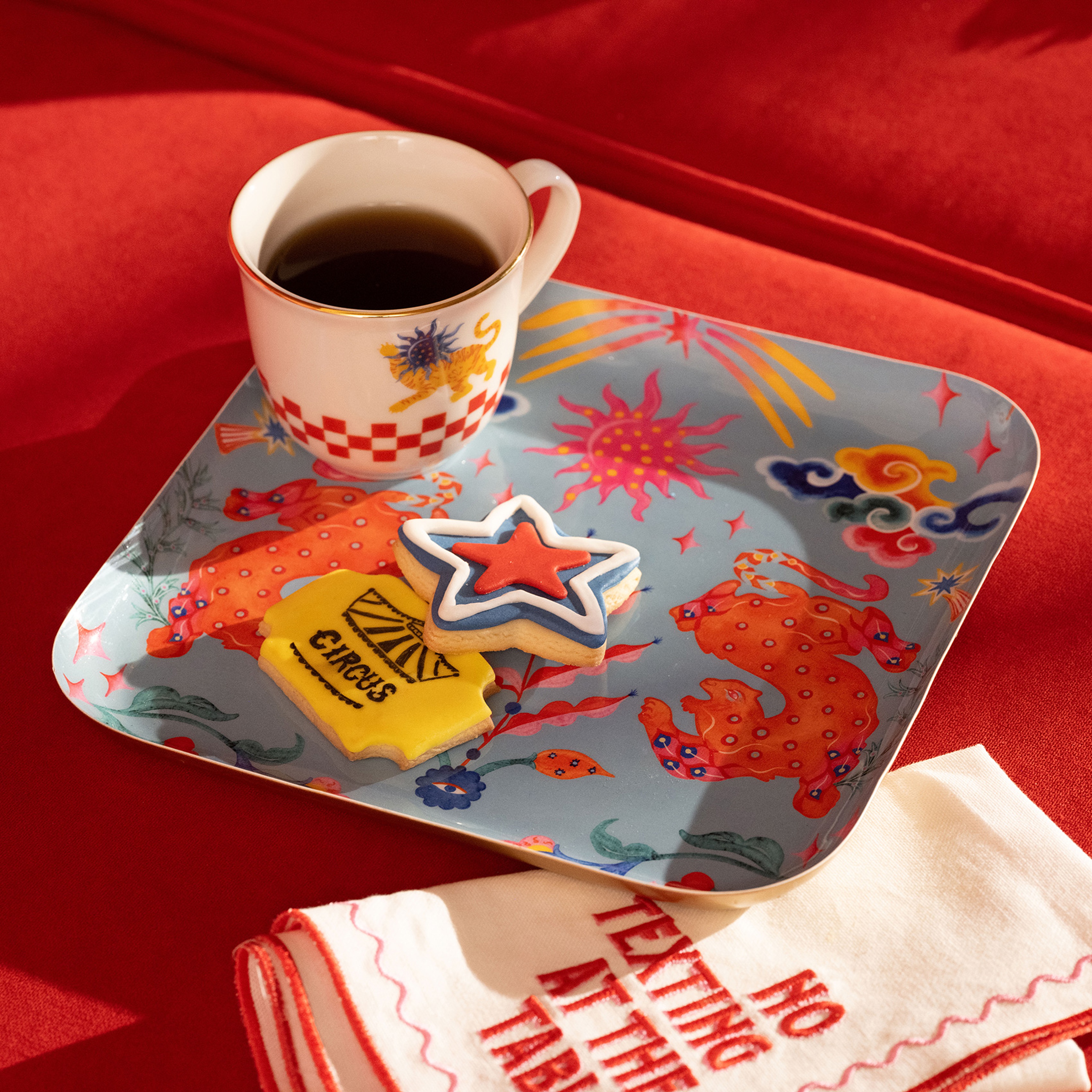 Nanpur Metal Dekoratif Tepsi 26x26x2 Cm Mavi