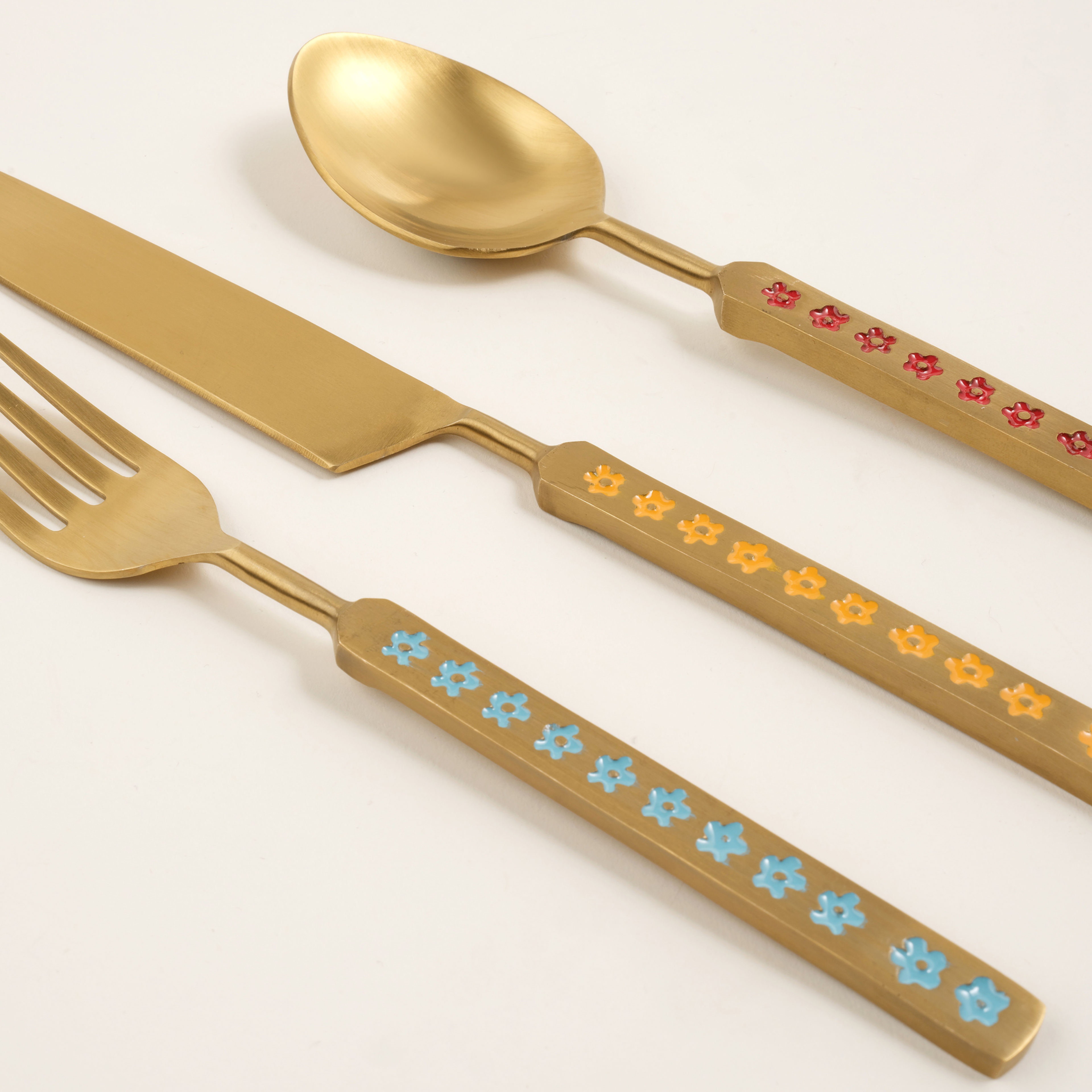 Rampur Çelik Servis Seti 5x15x2 Cm Renkli