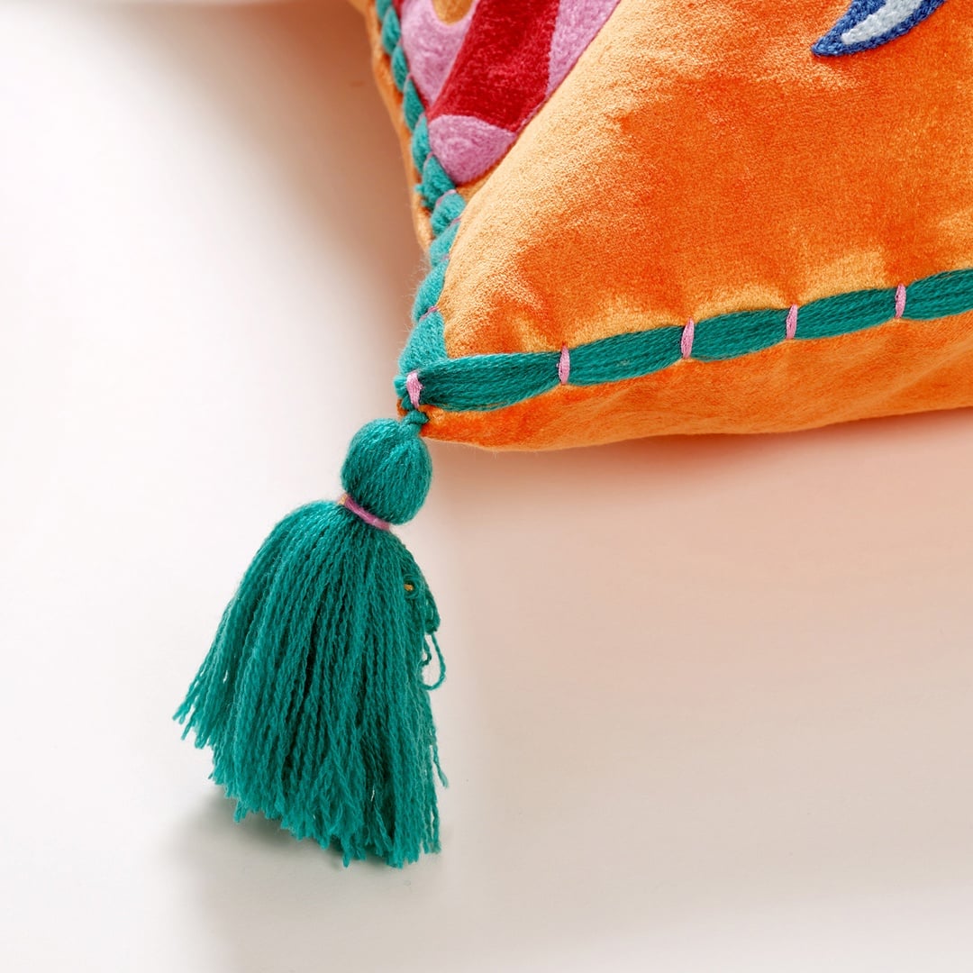 Ghunı Nakışlı Viskon Pamuk Kadife Dolgulu Kırlent 50x50 Cm Turuncu