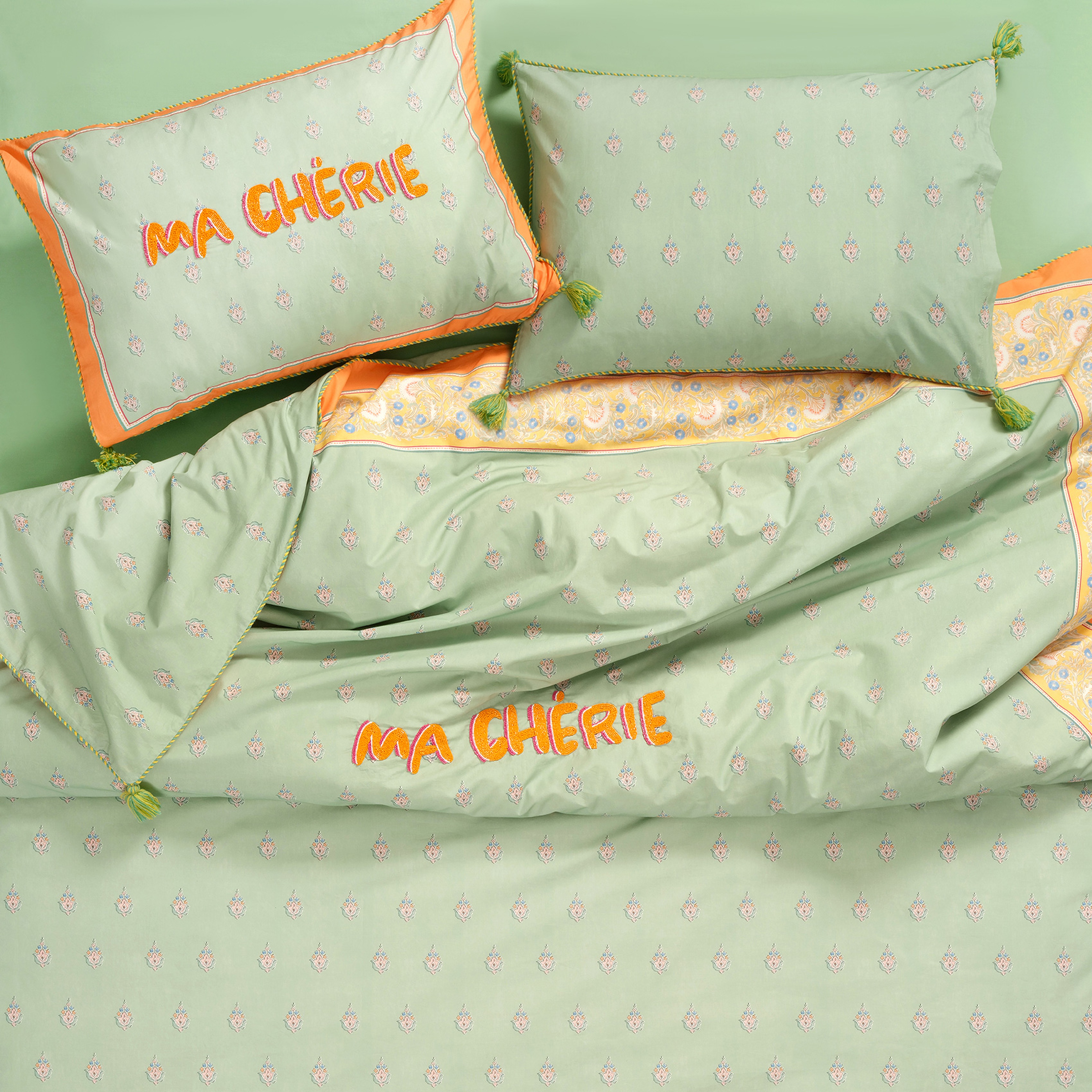 Sansad 200 Tc Püsküllü El İşi Nakışlı Kıng Sıze Pamuk Percale Nevresim Takımı 240x220 Cm Yeşil