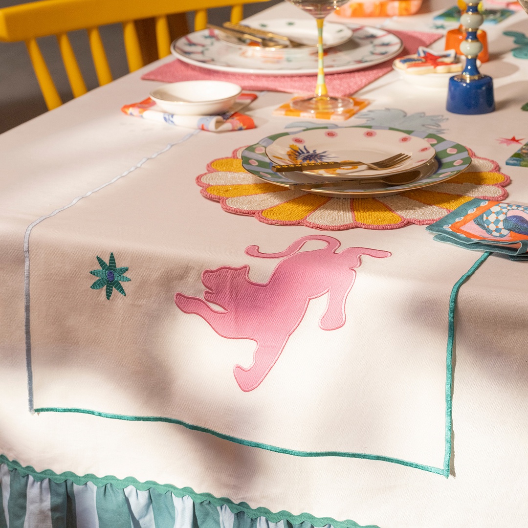 Nilüfer Overloklu Nakışlı Pamuk Runner 50x180 Cm Ekru