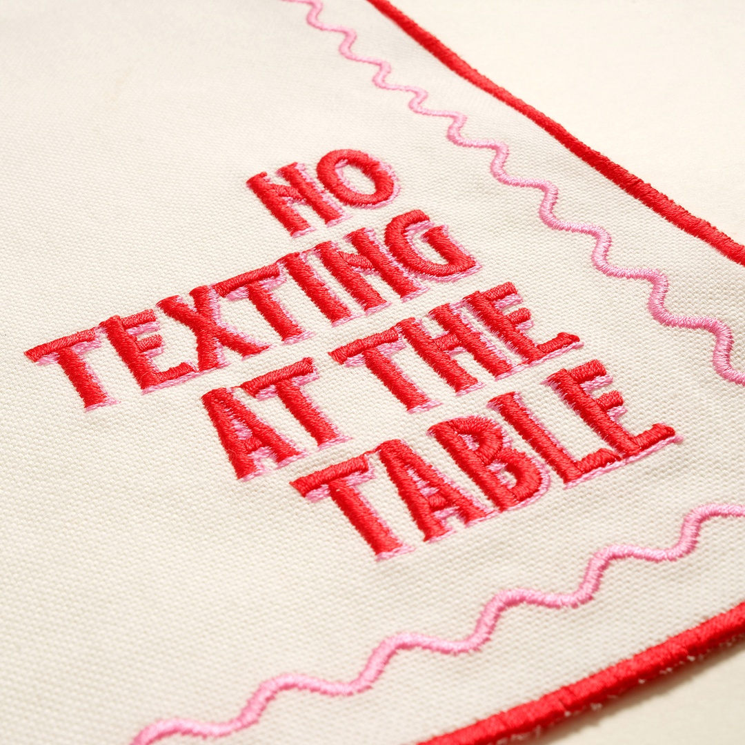 Nilüfer Nakışlı Pamuk Peçete 45x45 Cm Pembe - Kırmızı