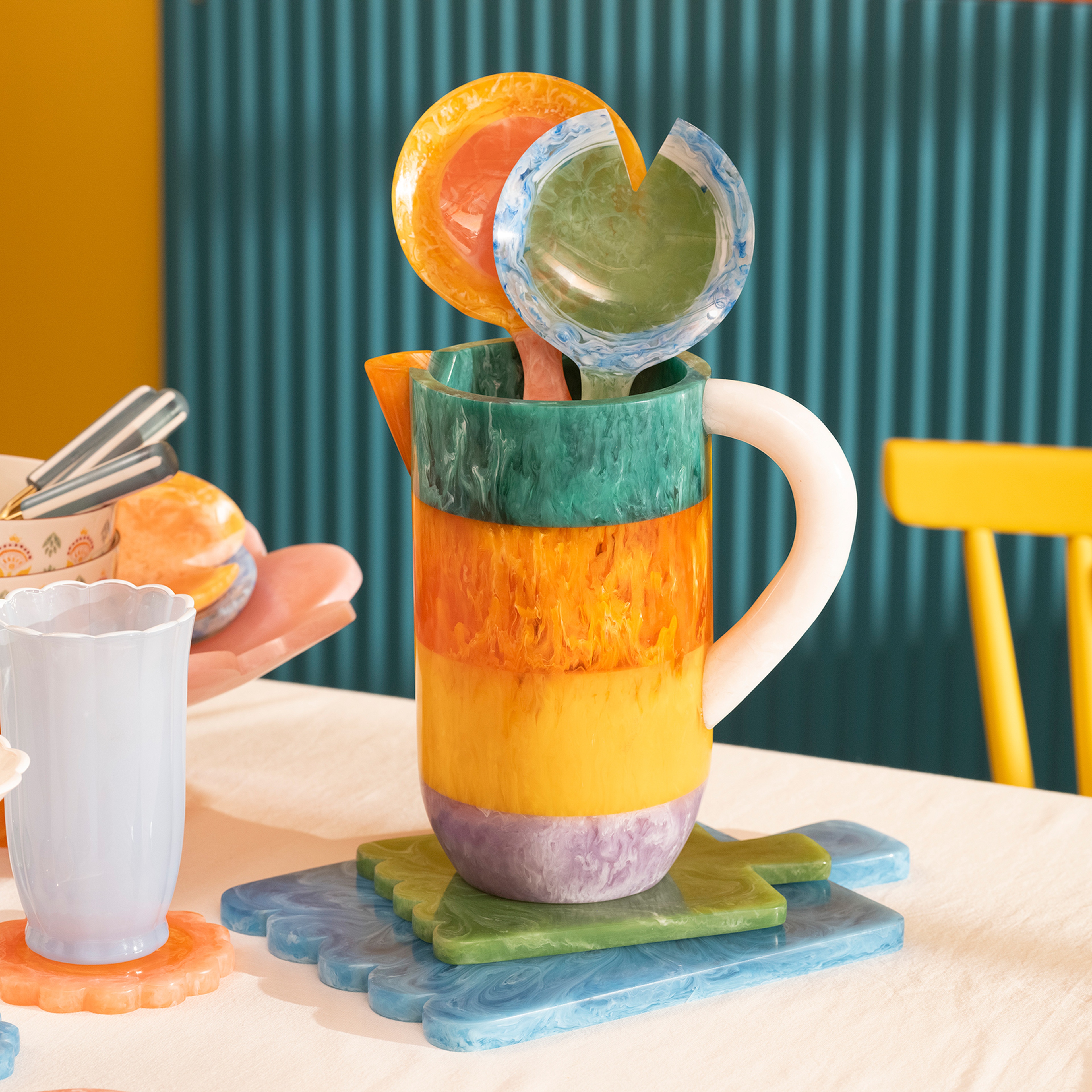 Tanda Reçine Sürahi 2000 Ml Renkli