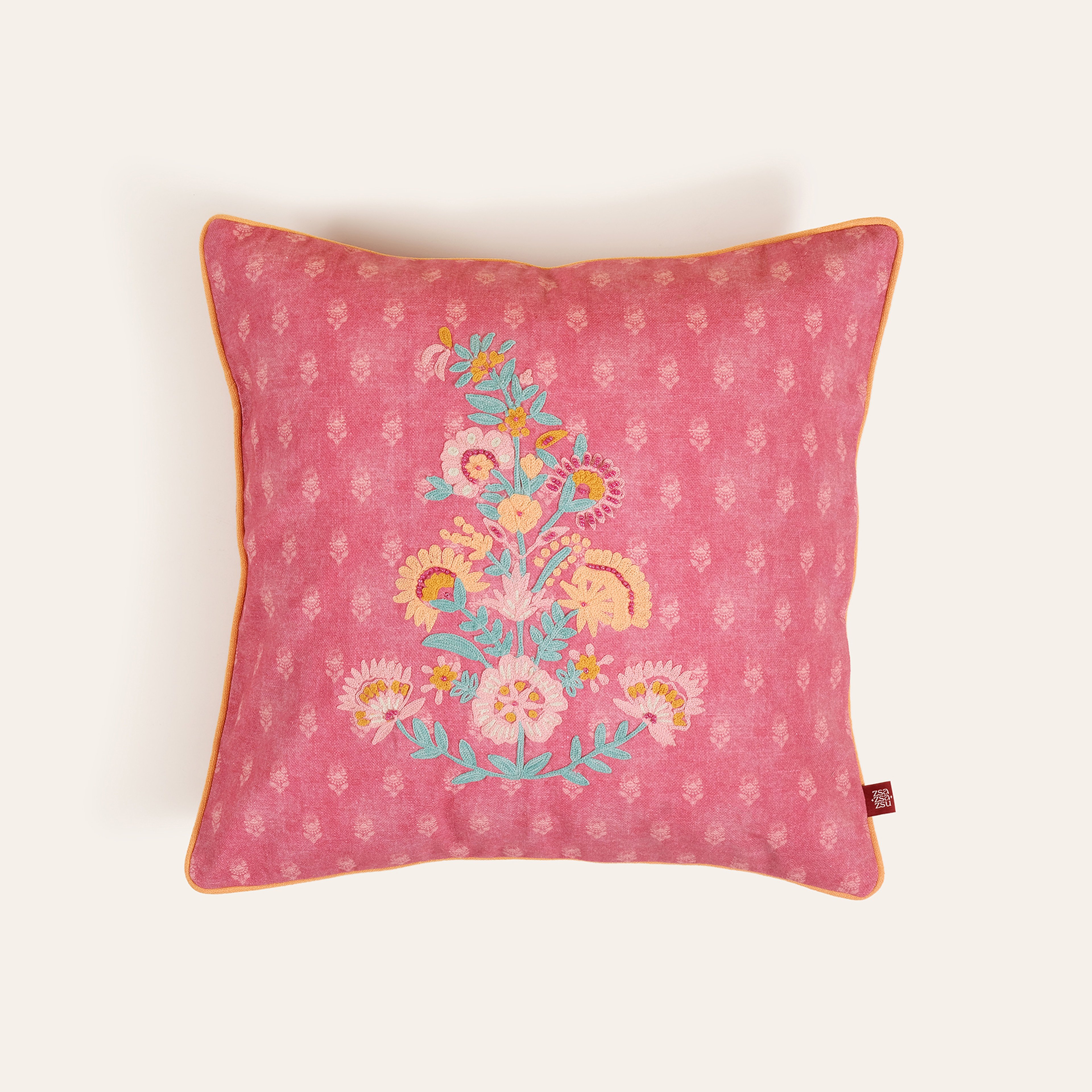 Ghunı Nakışlı Pamuk Dolgulu Kırlent 50x50 Cm Fuşya