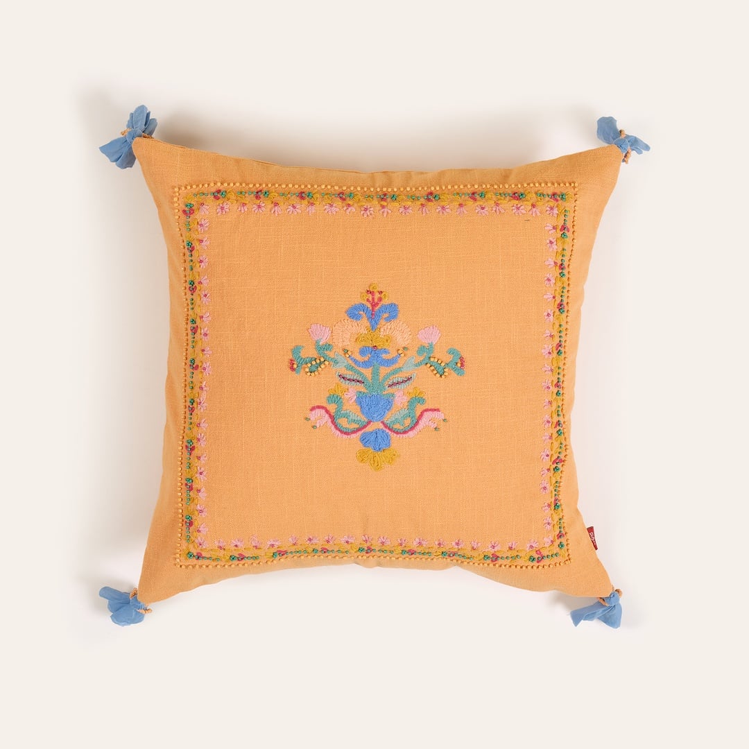 Ghunı Püsküllü Nakışlı Pamuk Dolgulu Kırlent 50x50 Cm Turuncu