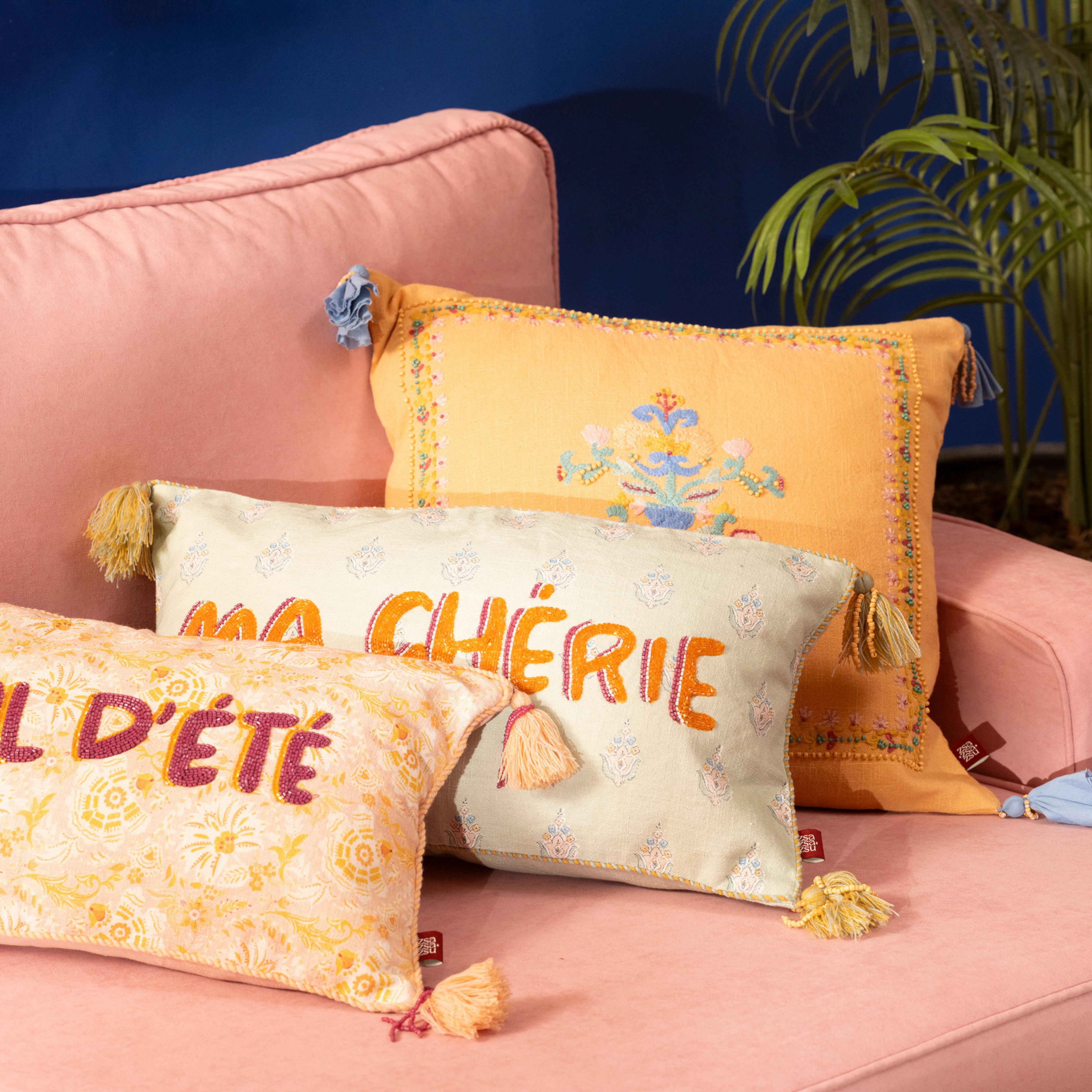 Ghunı Püsküllü Nakışlı Pamuk Dolgulu Kırlent 30x55 Cm Açık Yeşil