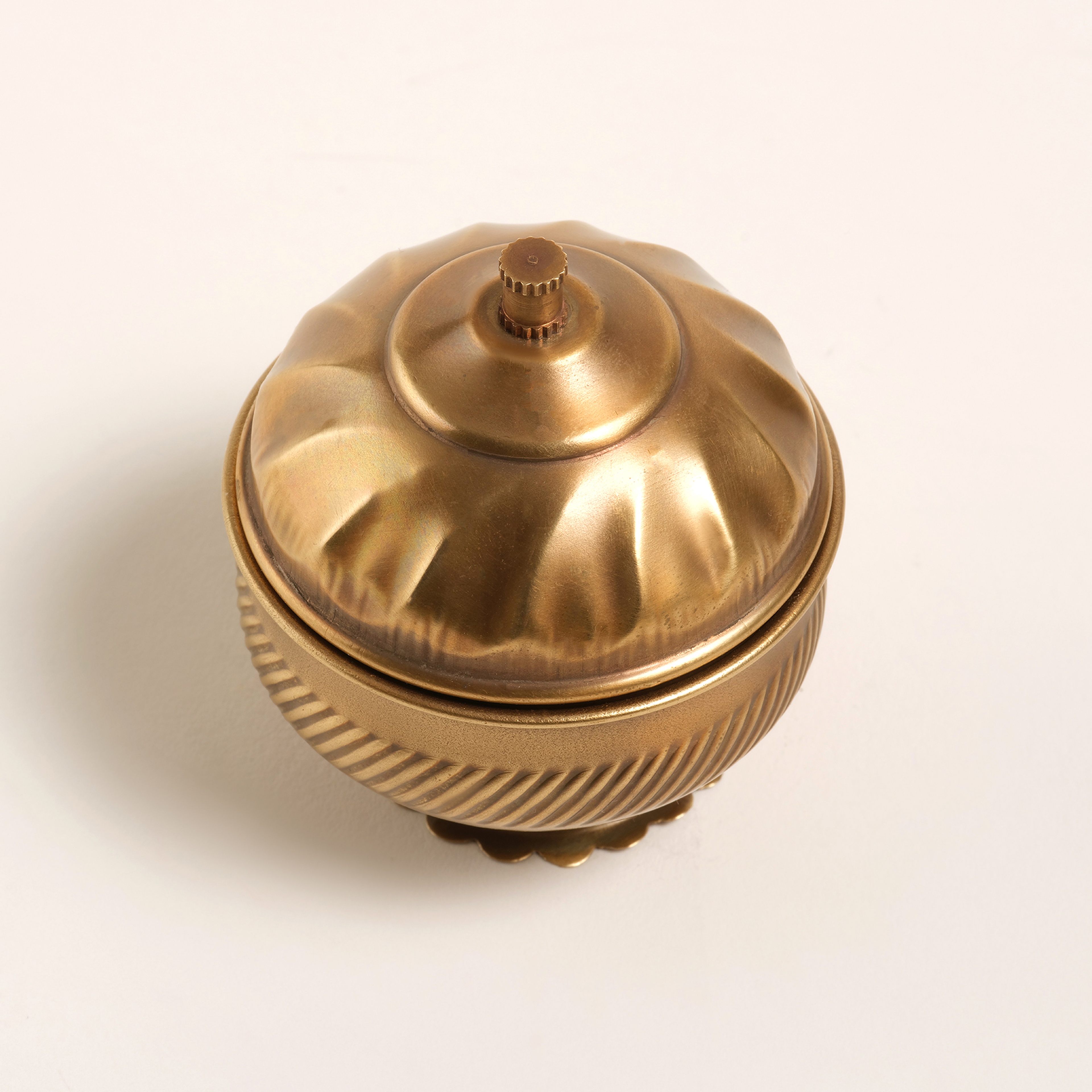 Lotus Pirinç Dekoratif Obje 5x5x6 Cm Altın