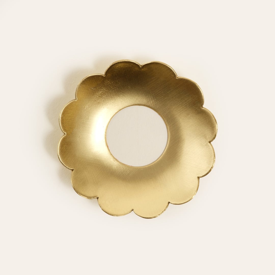 Lotus Pirinç Mum Tutucu 6x6x1 Cm Mat Altın