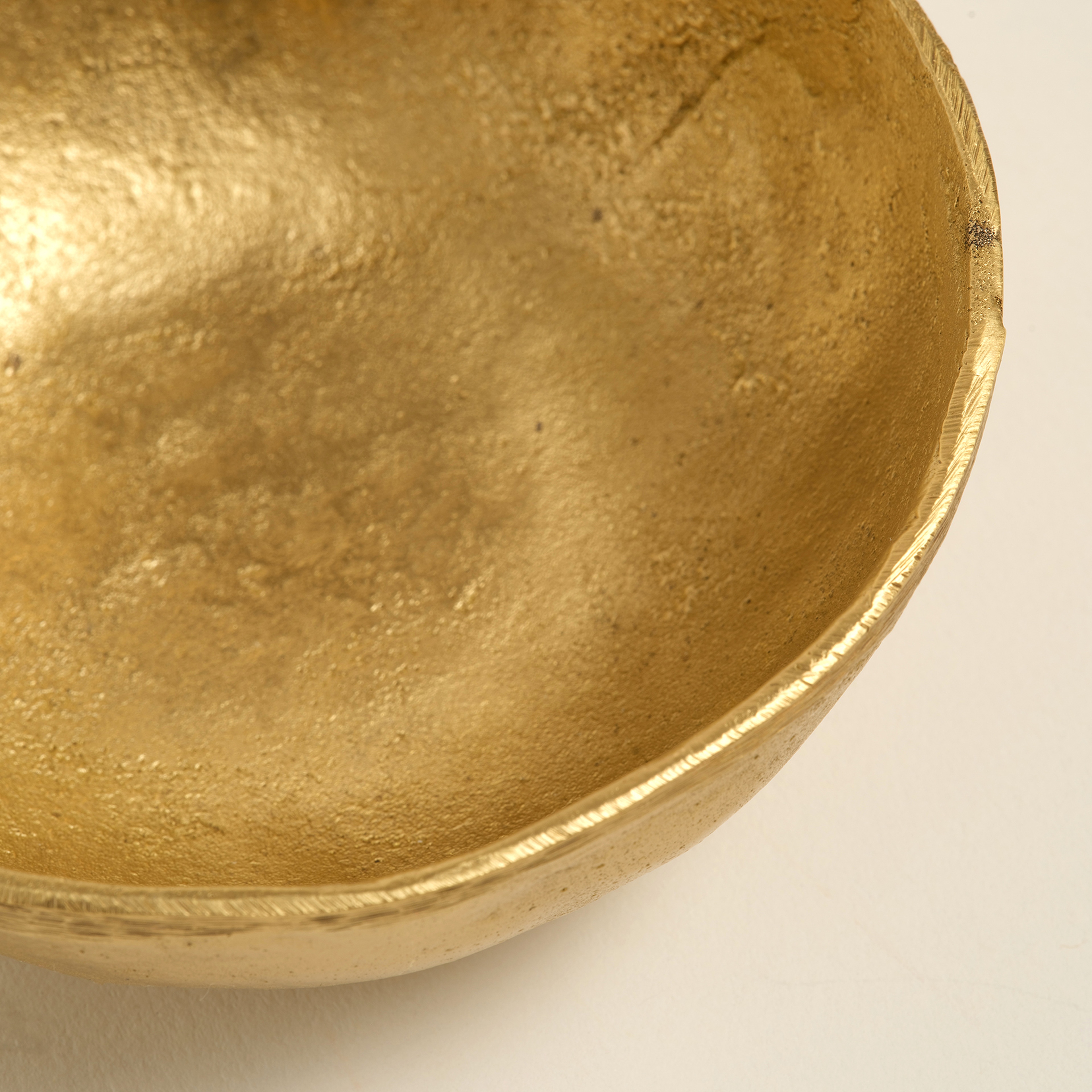 Lotus Pirinç Dekoratif Obje 10x10x4 Cm Mat Altın