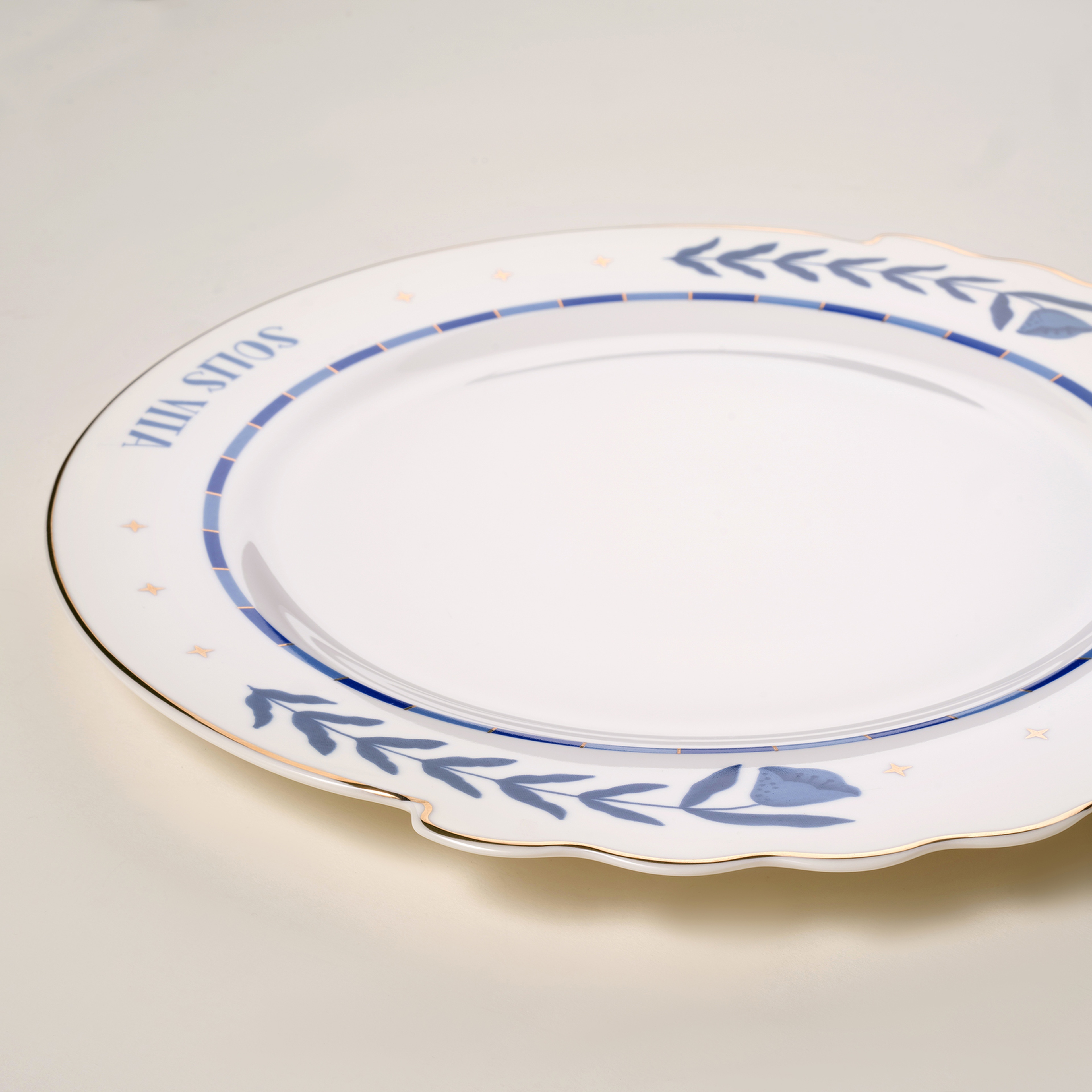 Luohu Porselen Servis Tabağı 28x28x2 Cm Beyaz