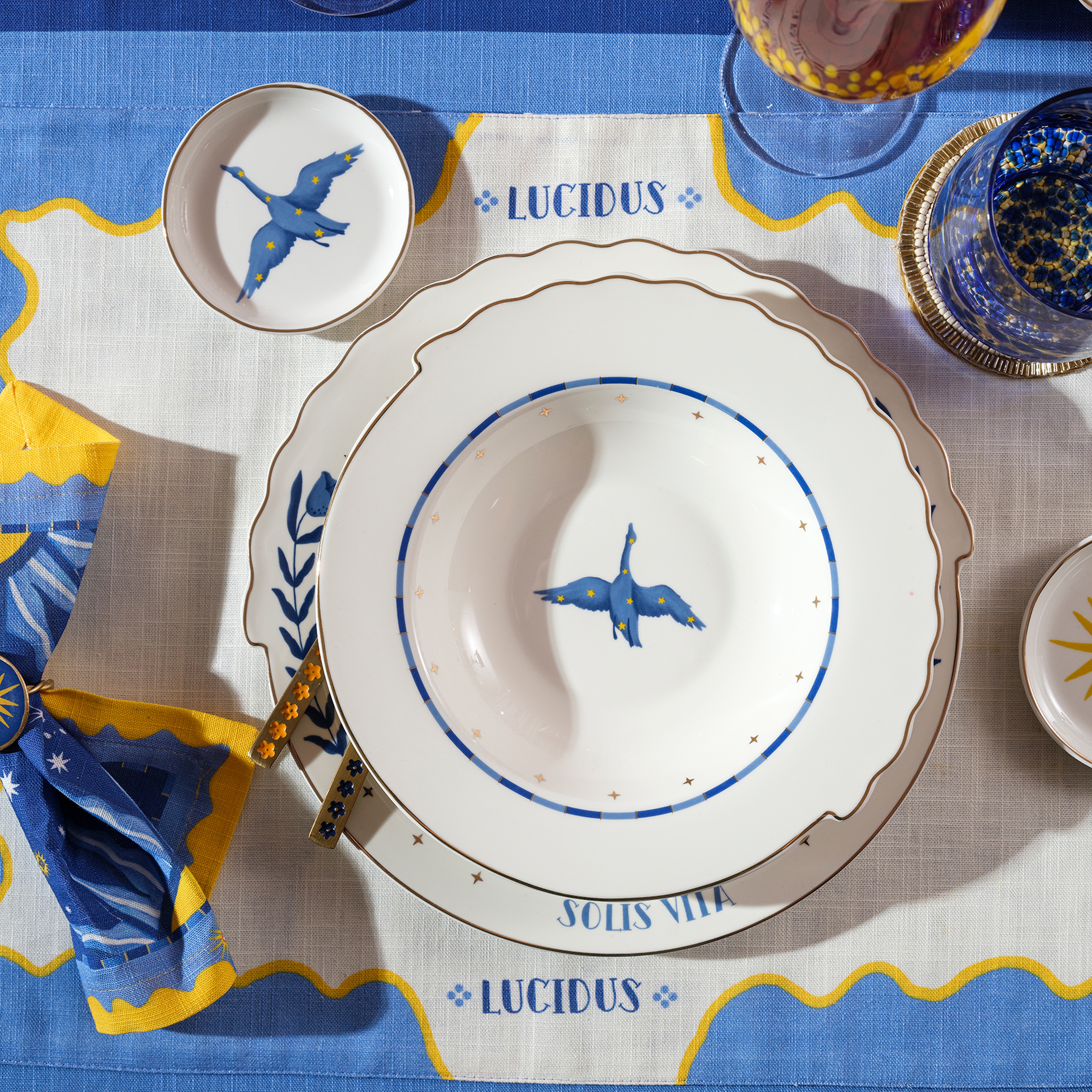 Luohu Porselen Çukur Tabak 23x23x4 Cm Beyaz