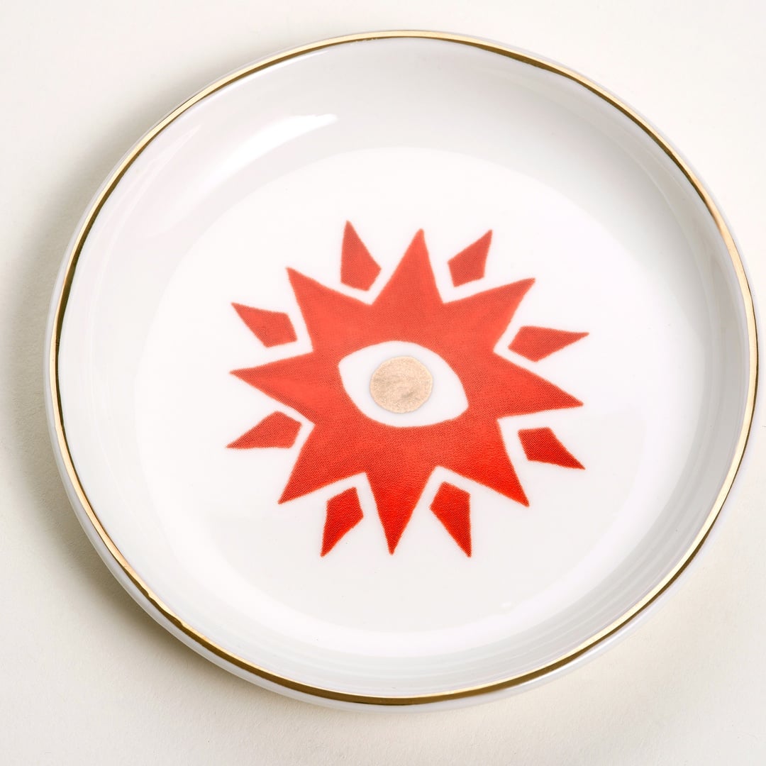 Luohu Porselen Tabak 10x10x1 Cm Beyaz-kırmızı