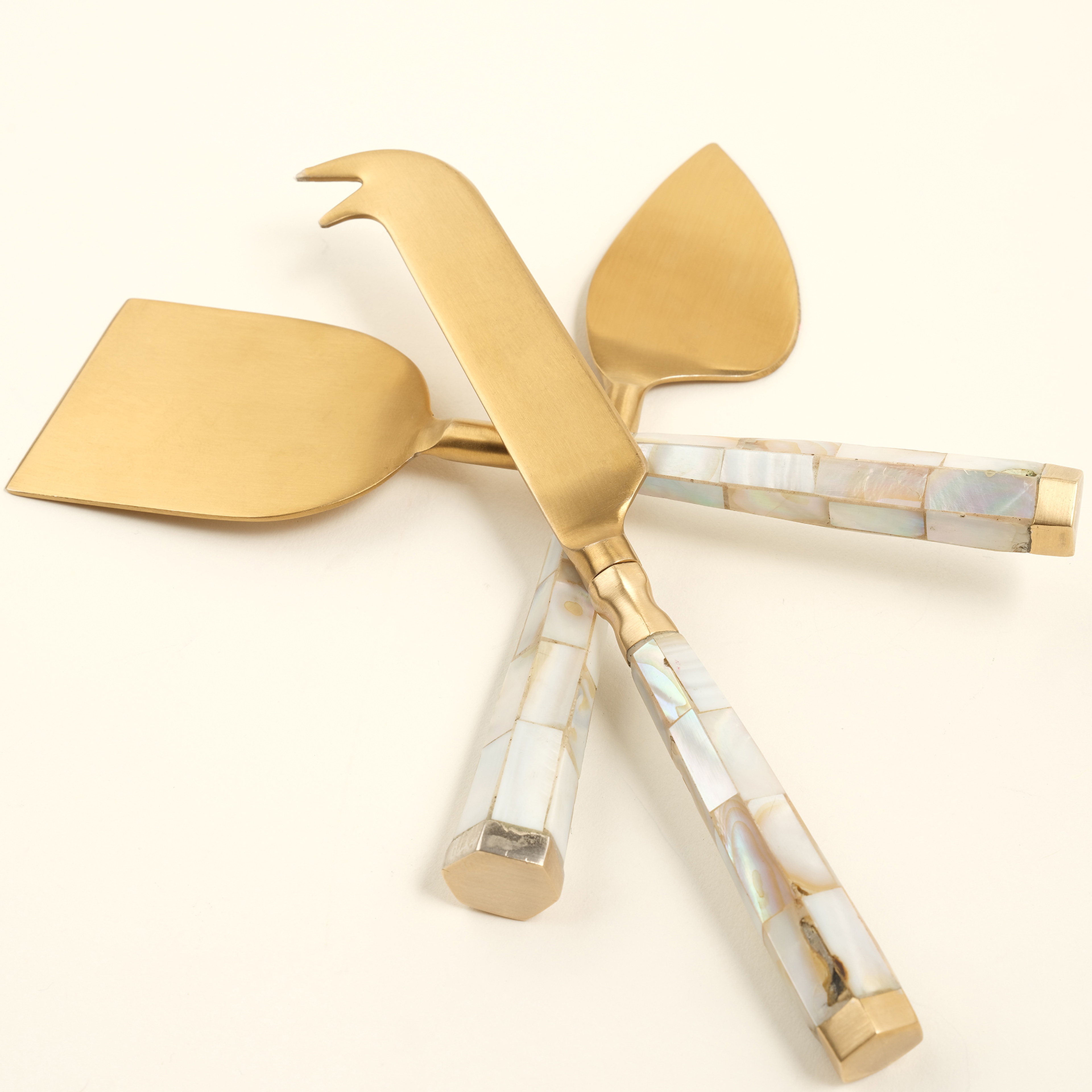 Rampur Çelik Servis Seti 16x4 Cm Gold