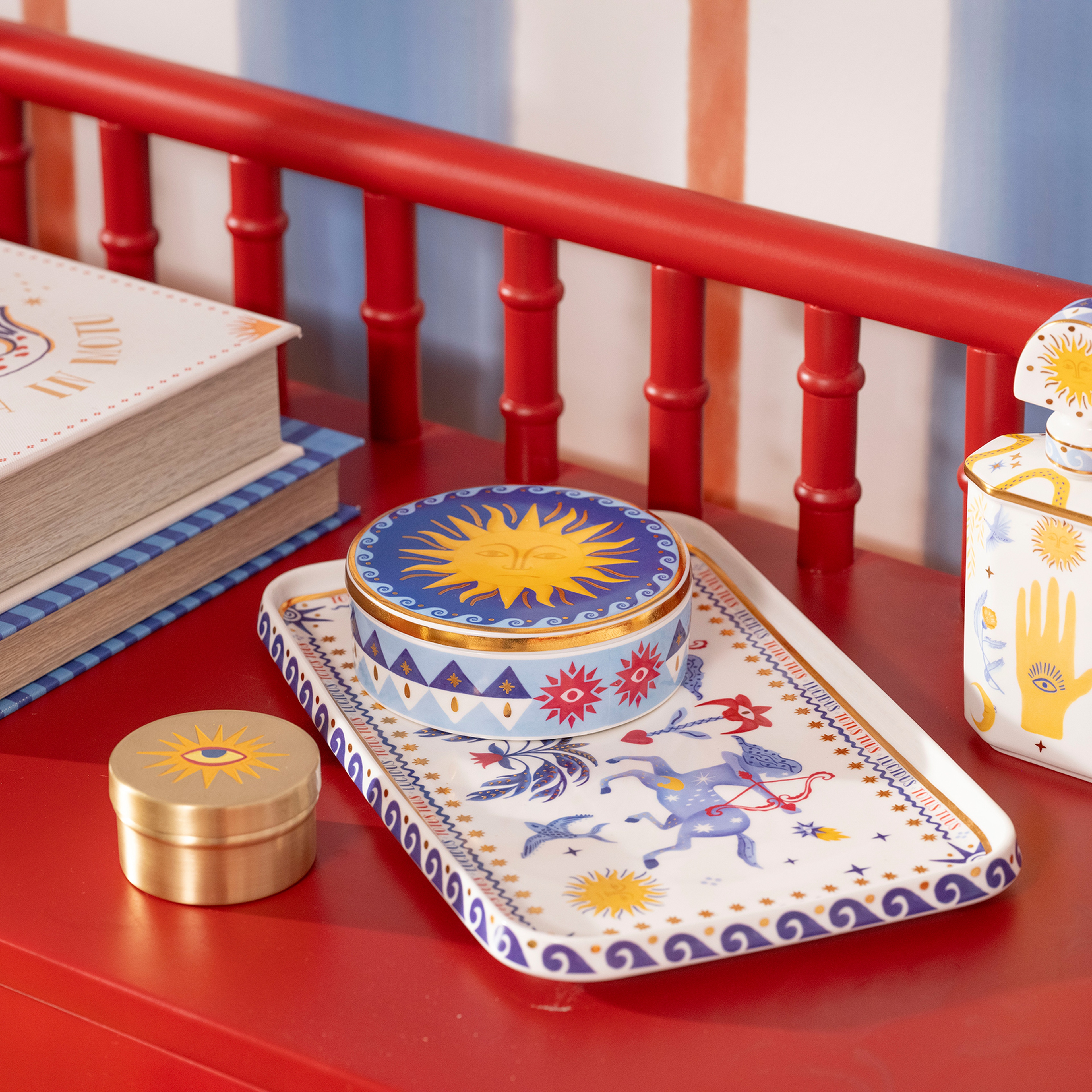 Shekou Porselen Dekoratif Obje 31 X 20 X 3 Cm Renkli