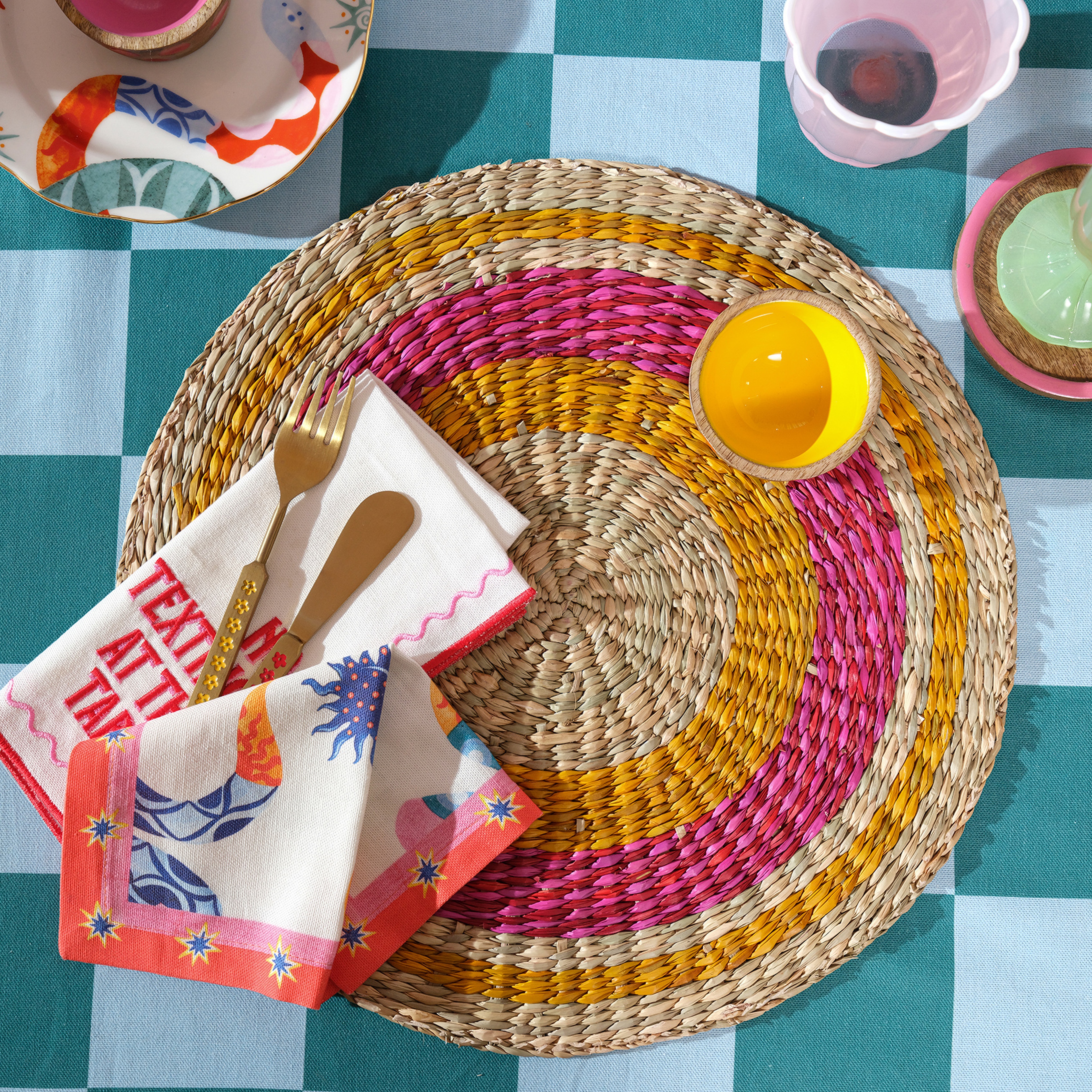 Tam Dao Deniz Çayırı Amerikan Servis 38 Cm Fuşya - Sarı