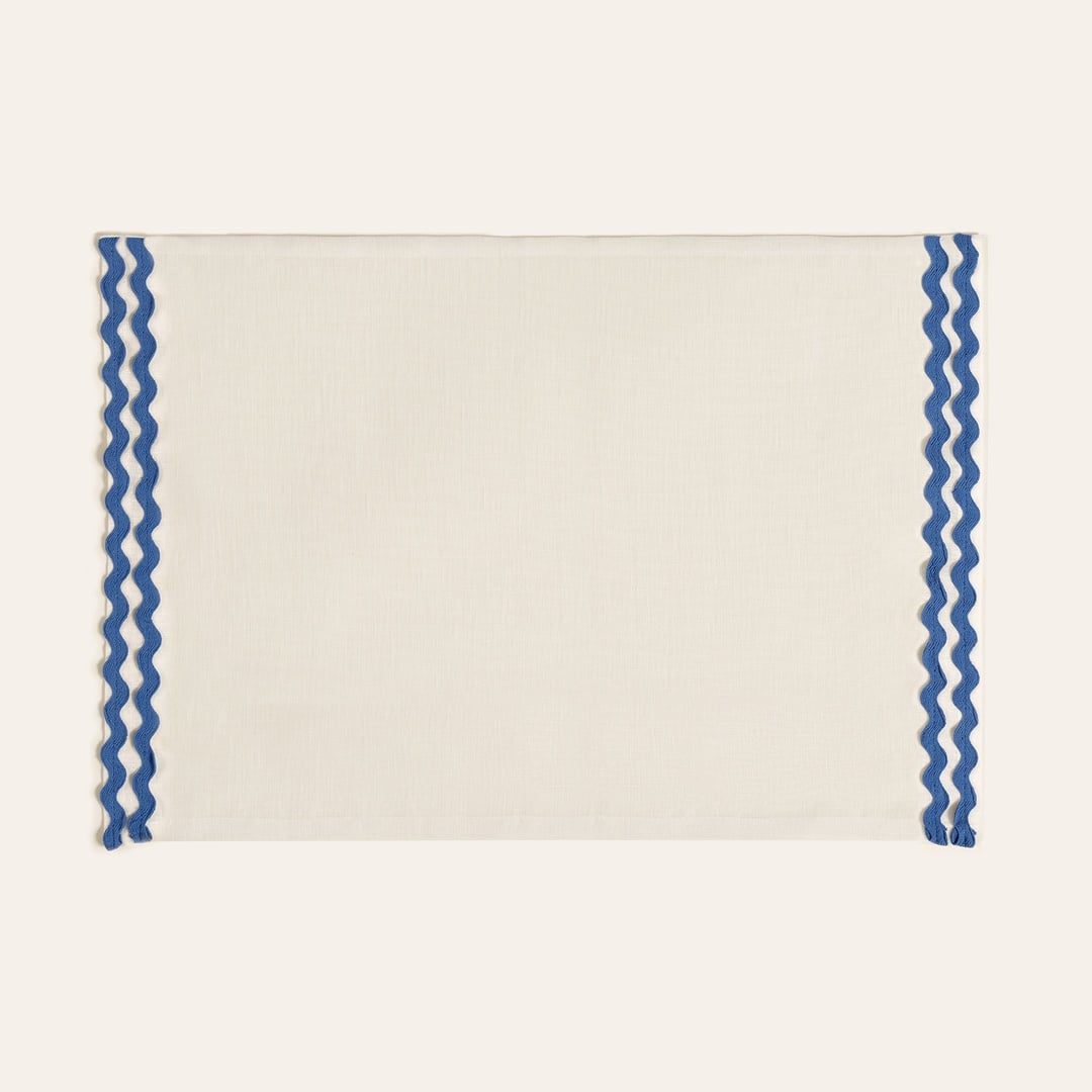 Nilüfer Su Taşı Nakışlı Keten Amerikan Servis 35x50 Cm Mavi