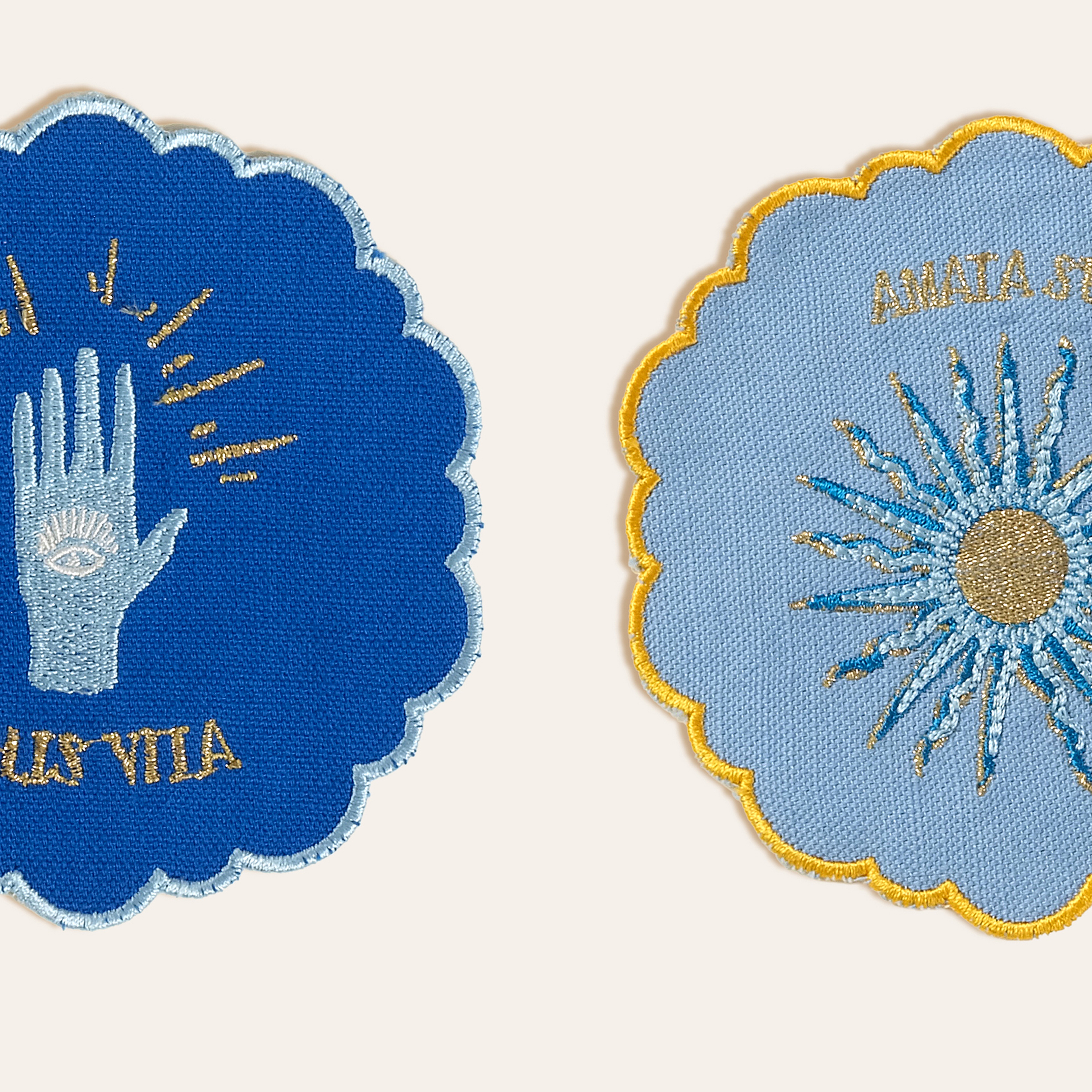 Nilüfer Dijital Baskılı Overloklu Nakışlı Pamuk Bardak Altlığı 13x13 Cm Açık Mavi - Koyu Mavi