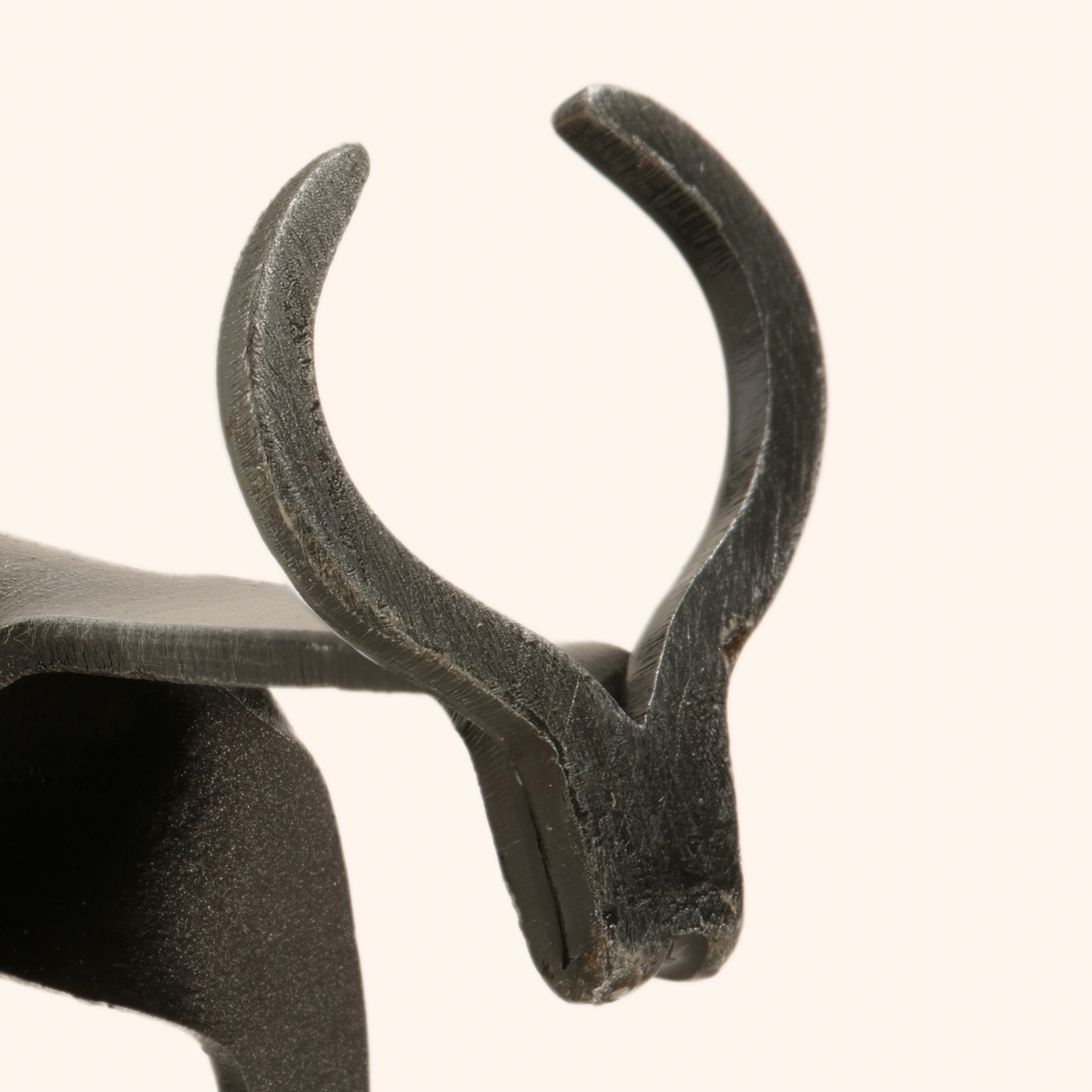 Bıjnor Metal Dekoratif Obje 3x7x4 Cm Gri