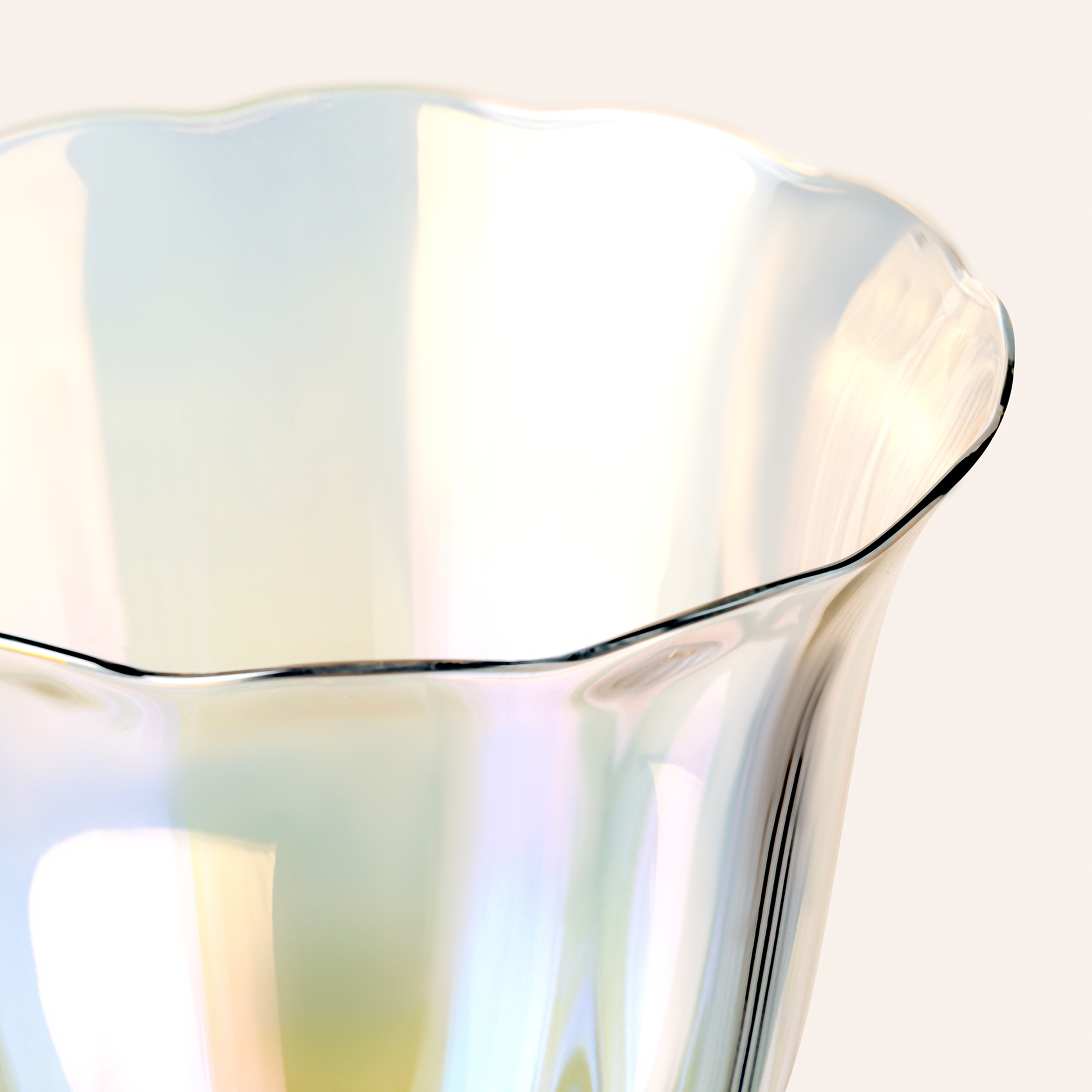 Loess Cam Kadeh 330 Ml Şeffaf