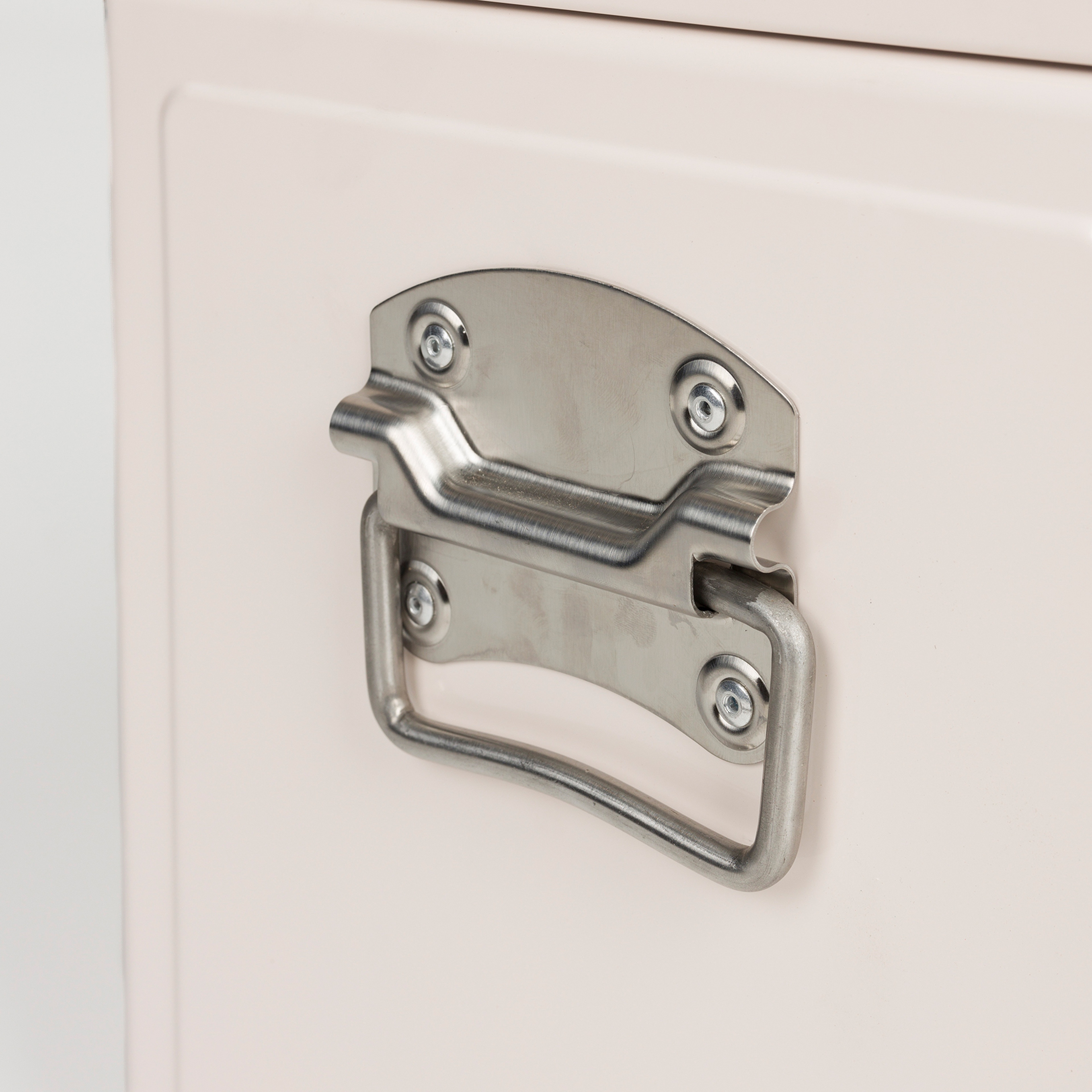 Lısse Polı̇propı̇len Plastı̇k Soğutma Kutusu 25x32x33 Cm Krem