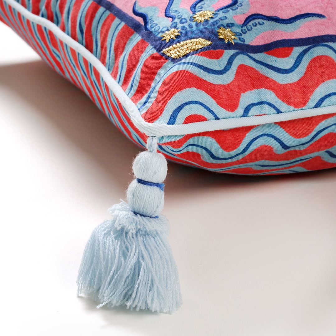 Ghunı Dijital Baskılı Nakışlı Pamuk Dolgulu Kırlent 30x55 Cm Pembe