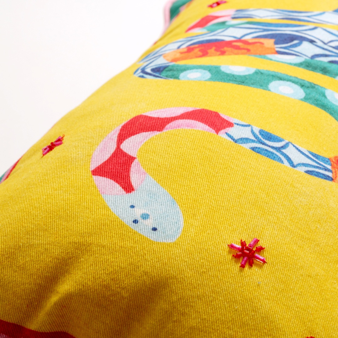 Ghunı Dijital Baskılı Nakışlı Pamuk Dolgulu Kırlent 30x55 Cm Yeşil