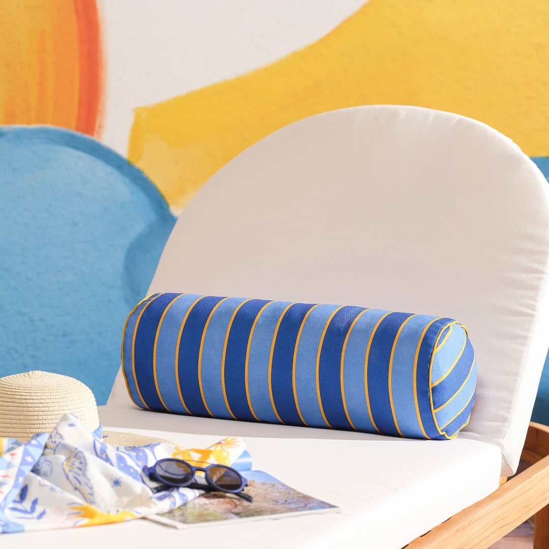 Nilüfer Dijital Baskılı Polyester Dekoratif Kırlent 20x55 Cm Mavi - Koyu Mavi