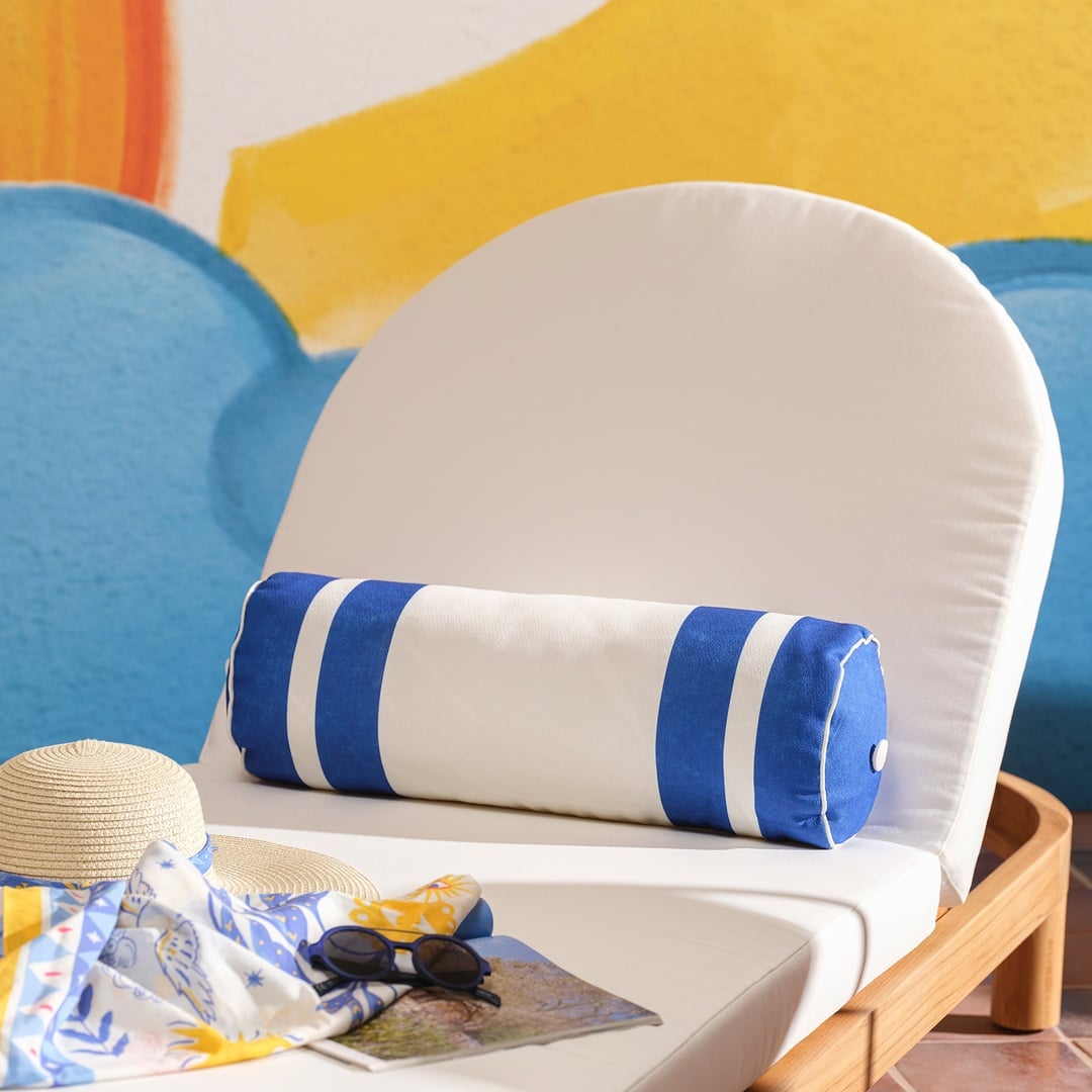 Nilüfer Dijital Baskılı Polyester Dekoratif Kırlent 20x55 Cm Koyu Mavi - Beyaz